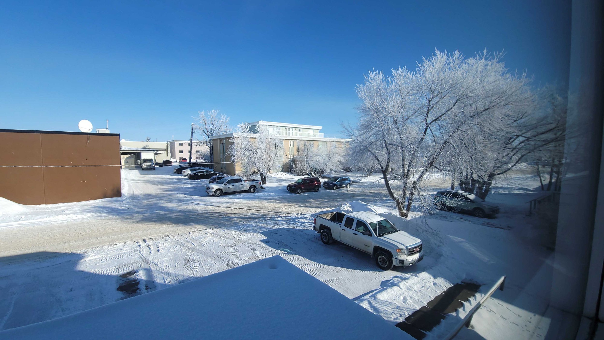 melsher-manor-9816-103-ave-fort-st-john-exterior-9.jpg