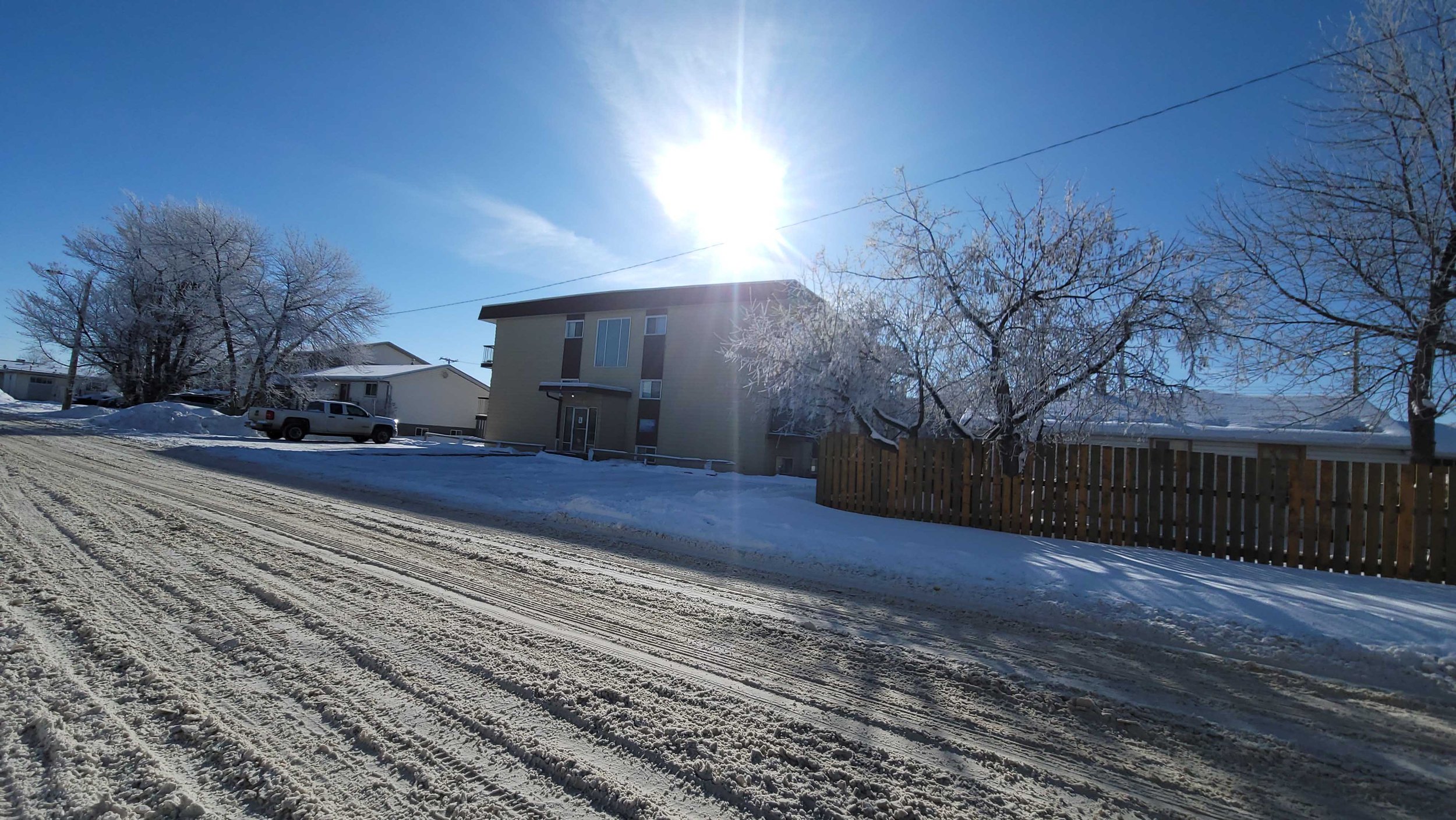 graham-apartments-9903-103-ave-fort-st-john-exterior-5.jpg