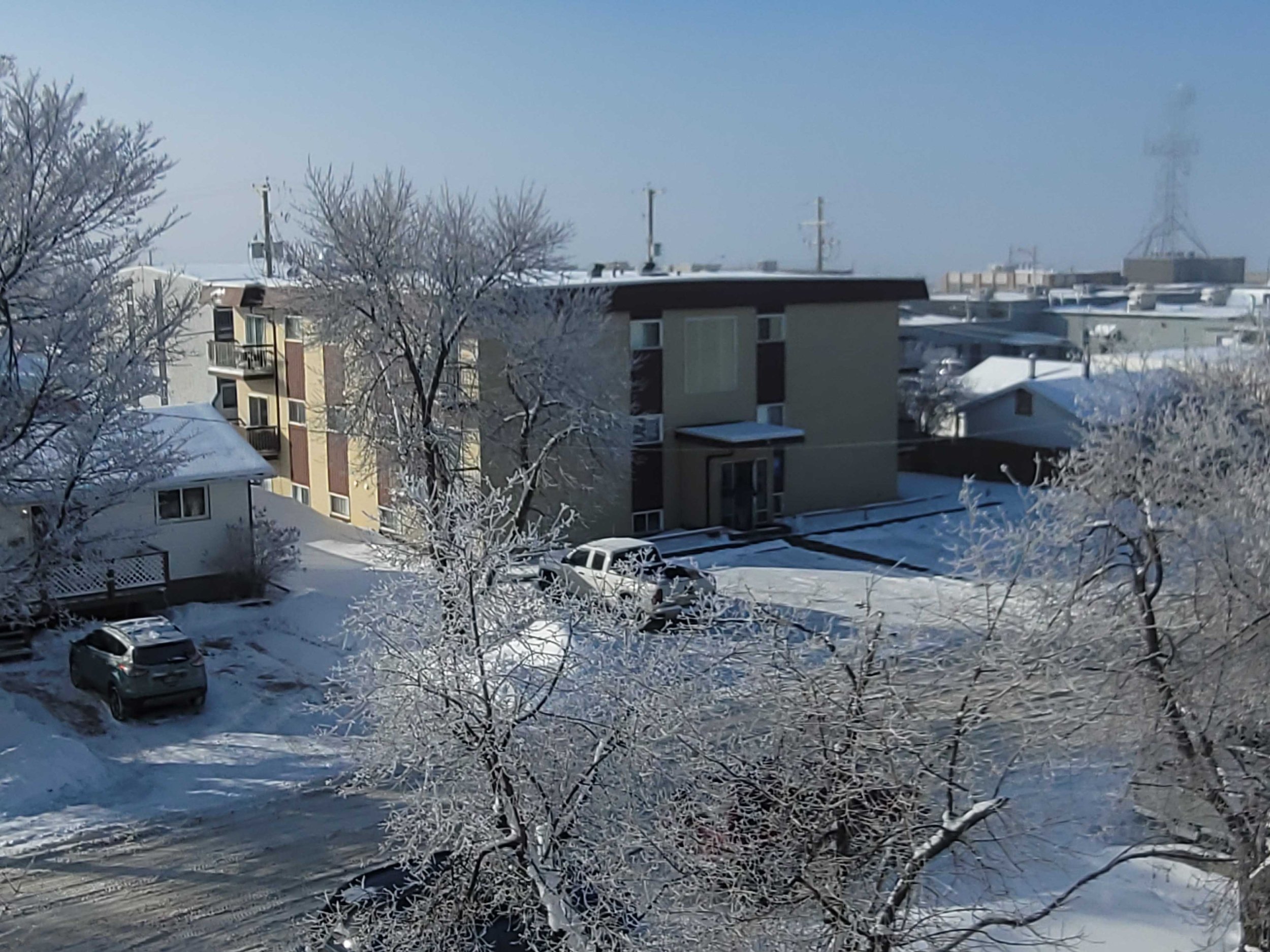 graham-apartments-9903-103-ave-fort-st-john-exterior-14.jpg