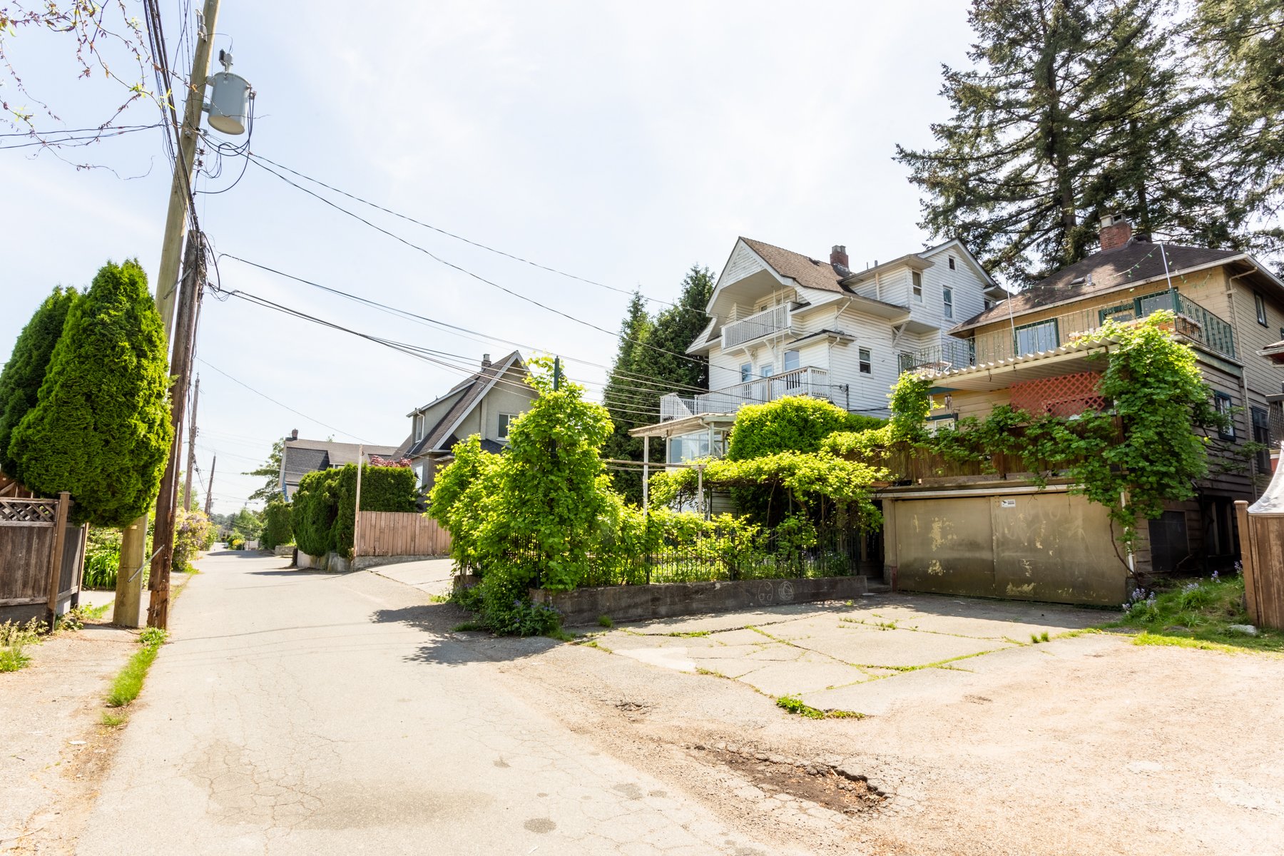 863-e-12th-ave-vancouver-strata-conversion-laneway.jpg