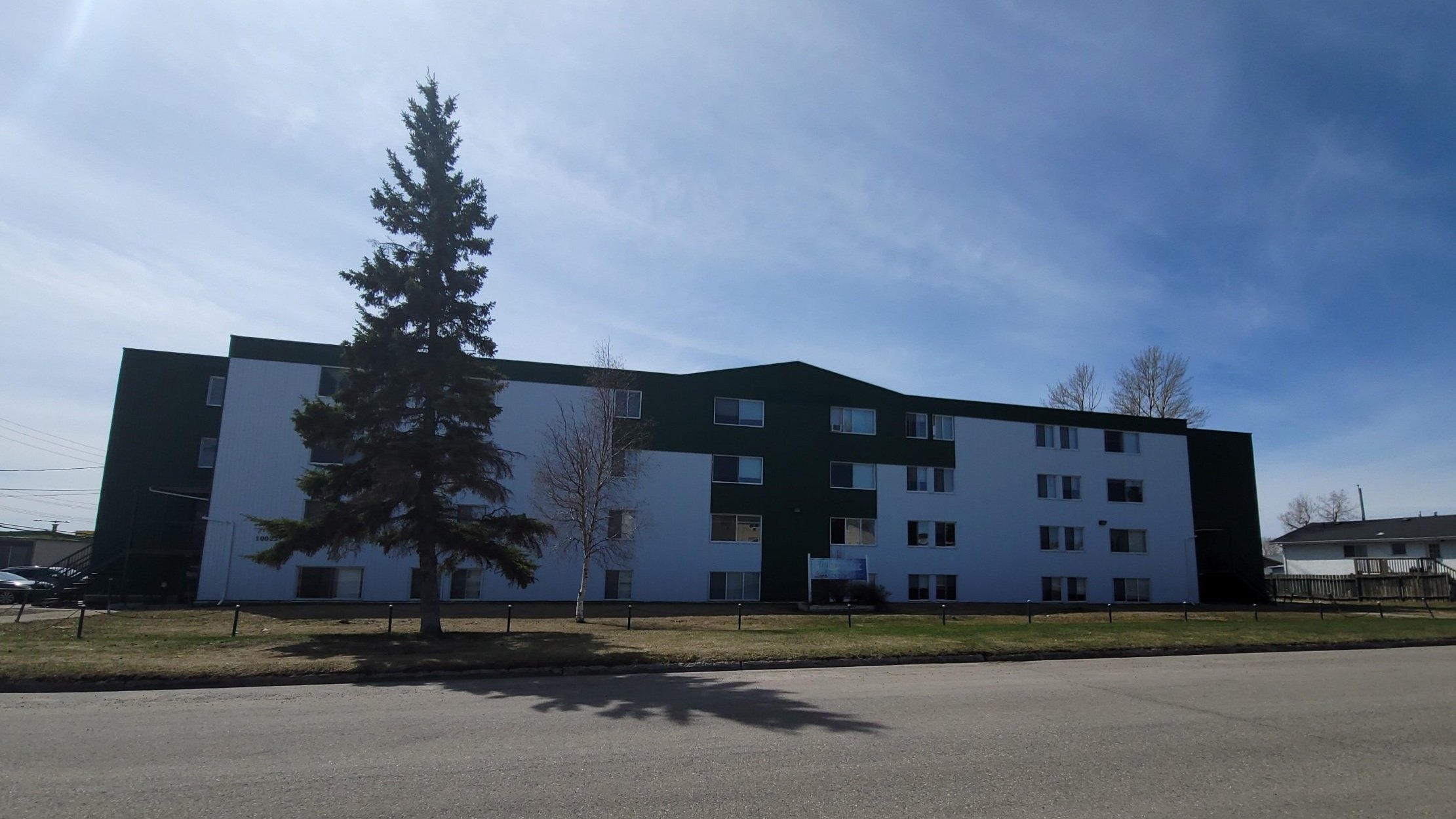 ambassador-apartments-10023-97-ave-fort-st-john-apartment-building-straight-lobby.jpg