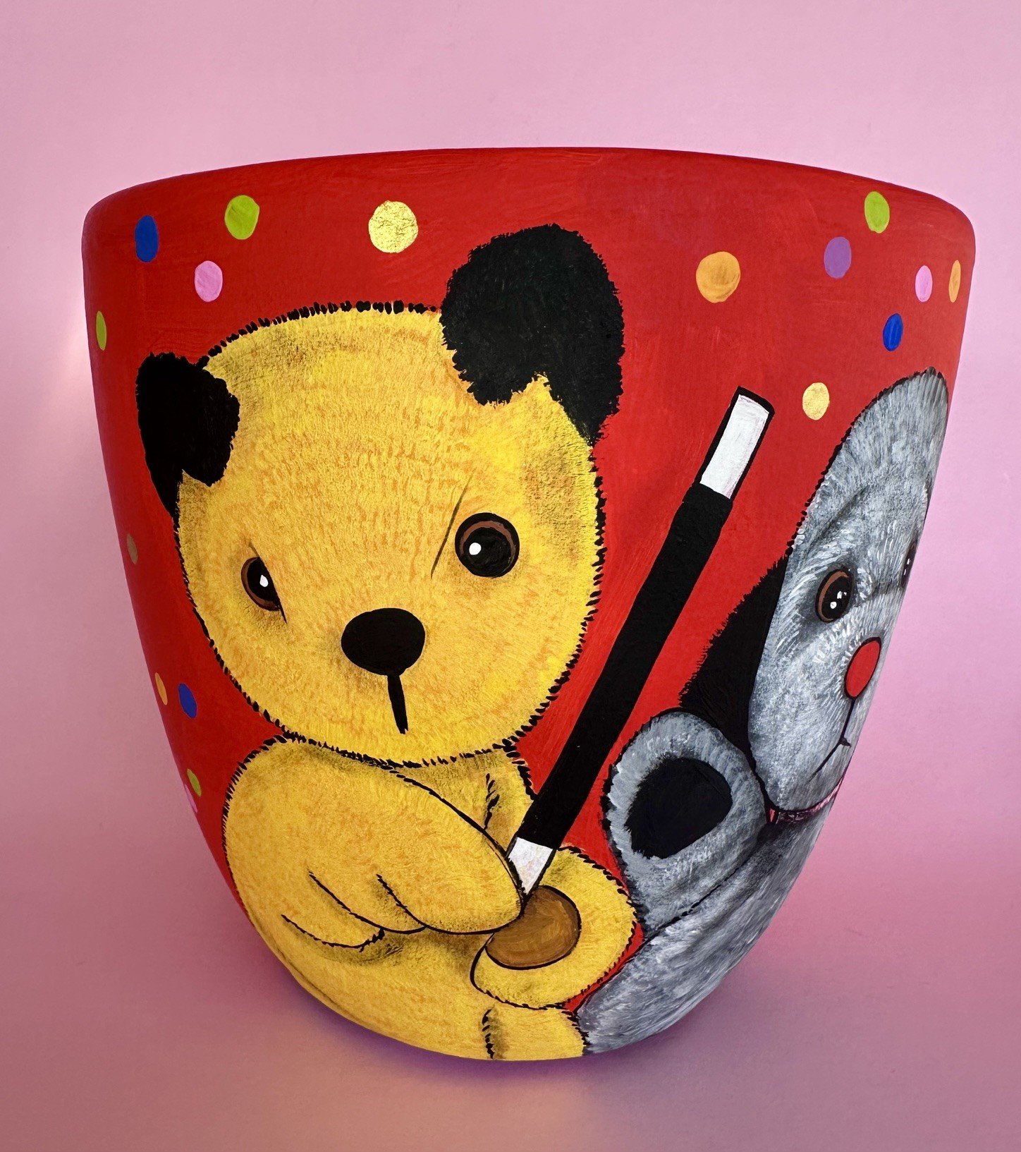 Sooty and Sweep - Red confetti midi pot