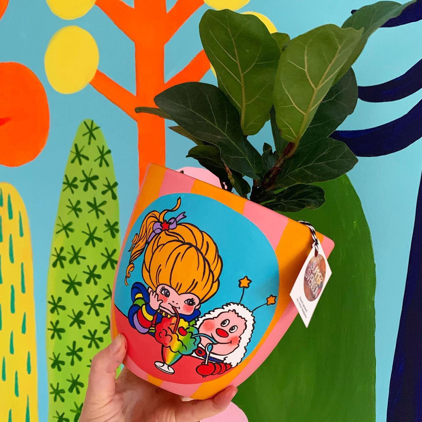 Having a Rainbow Sundae morning moment 🌈 

The 80s Fan art nostalgia Pots are all now en route to their fun new homes 🌈💖 Meanwhile.. *busily painting more pots* 👩&zwj;🎨 🎨 🙃
.
.
.
.
.
.

#rainbow #rainbowbrite #80stoys #80stoysrule #thegoldenag