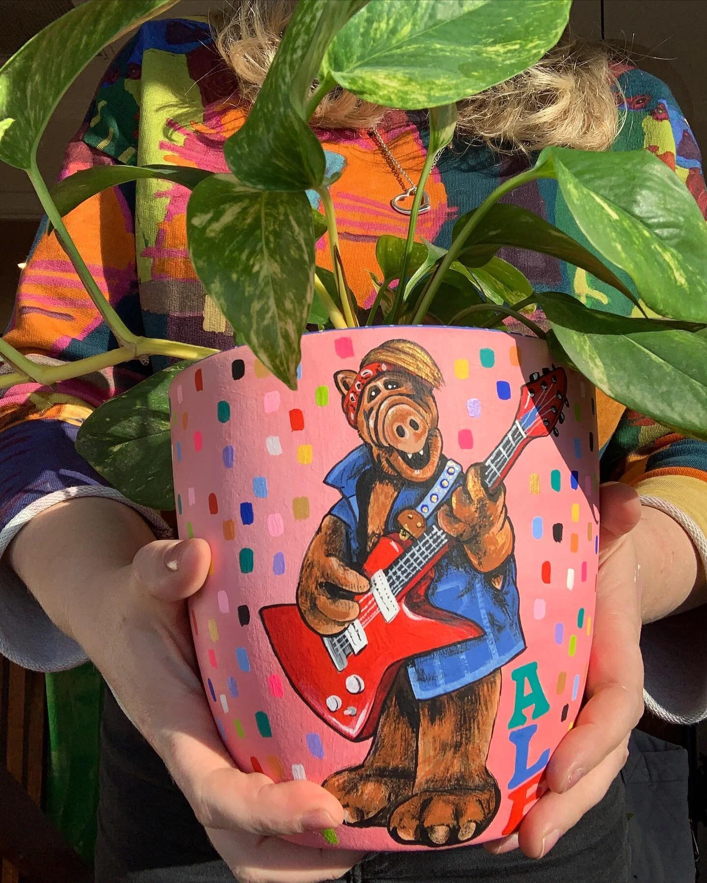 Hey! It&rsquo;s Alf! ⭐️ #APotADay 

🎸😀 
.
.
.
.
.
#alfthealien #alftheanimatedseries #alffrommelmac #80series #80stv #80sfashion #80stvshow #nostalgia #80schildhood #childhoodmemories #widn #melbournemakers #melbournepainters #melbournelife 
#potpa