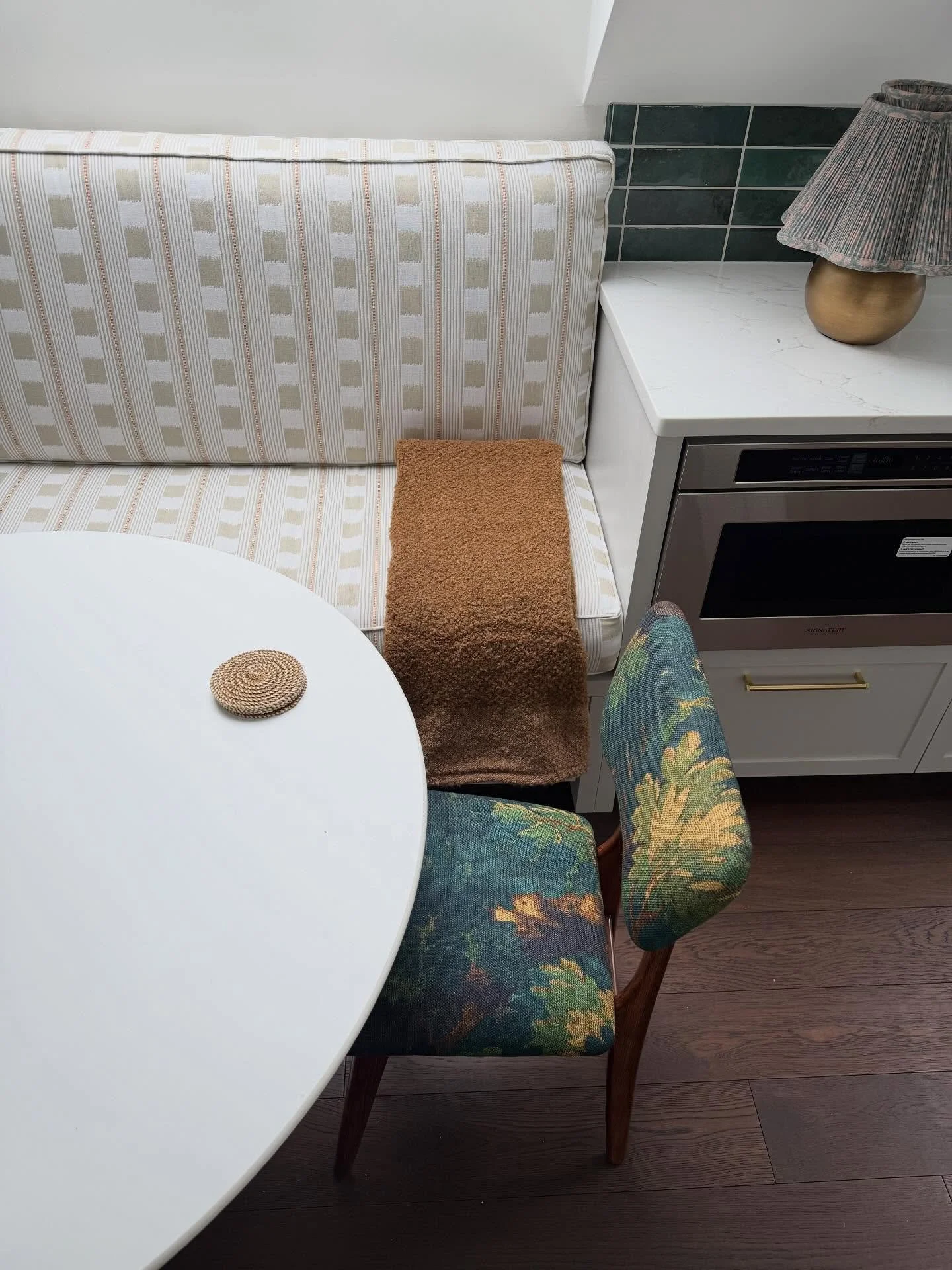 Moments from the au pair suite that just feel right ✨ 

Swipe to the last image for the project samples 😌