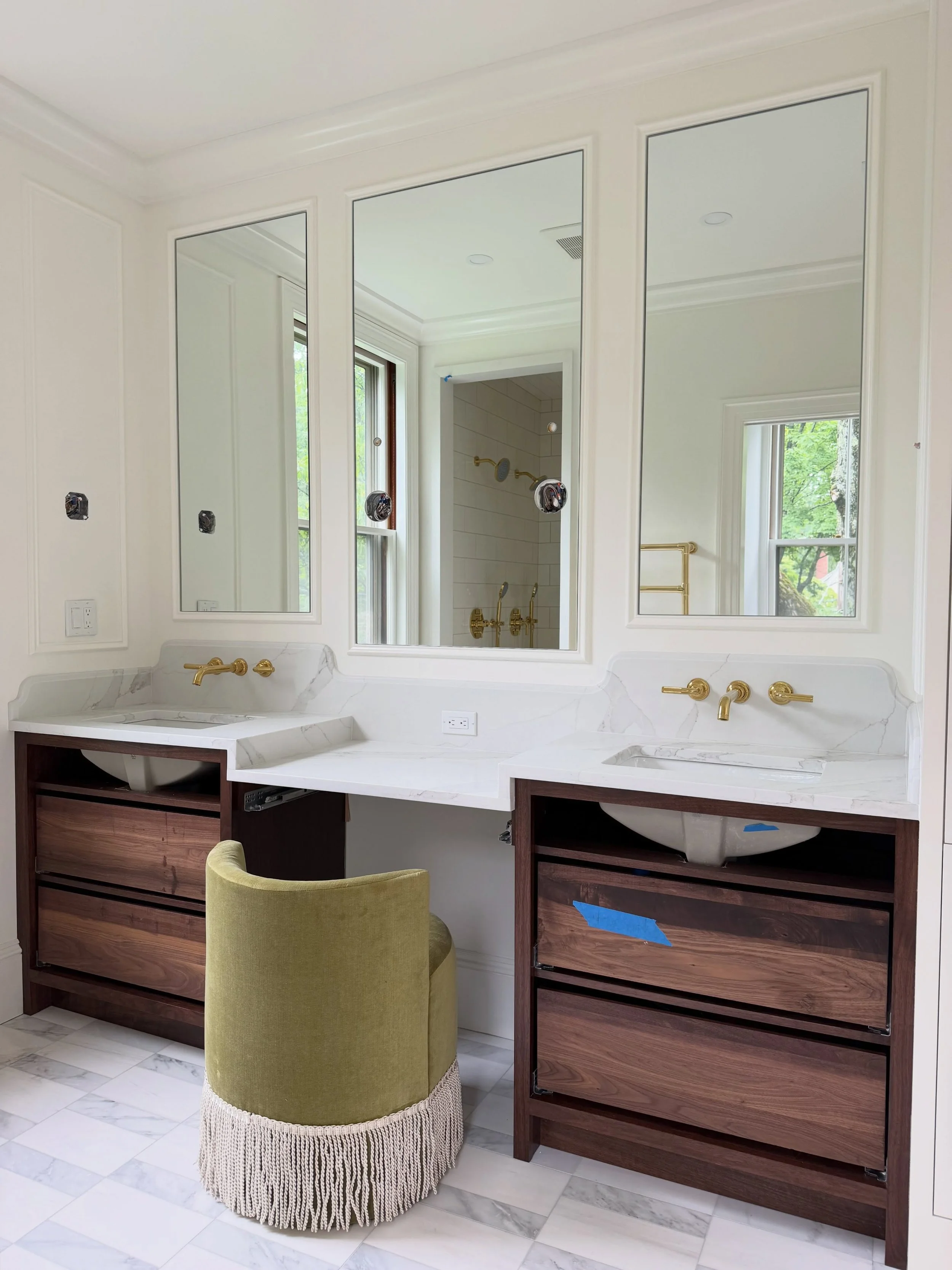 Progress too good to not share! Scroll for some befores of the primary bathroom renovation at project Marble + Monkeys. 

I can&rsquo;t believe this used to be the primary closet 🤯 
Up next: lighting and wallpaper!

Contractor: @hawthornbuilders

#b
