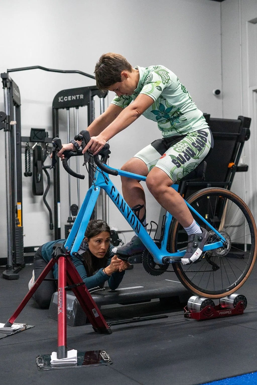 Dr. Susie Watkins conducting a Bike Fitting at Athletic Edge Physical Therapy in Sorrento Valley