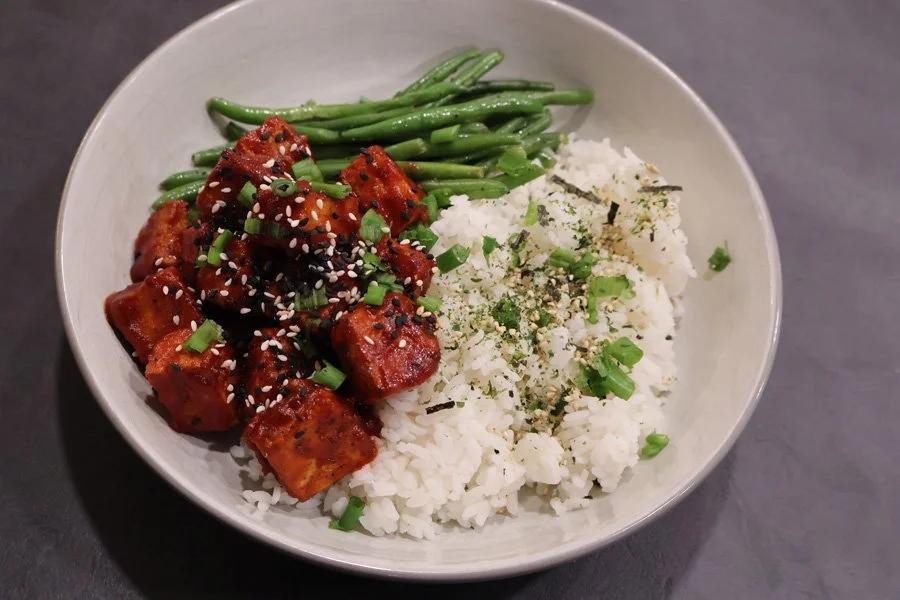 air fryer tofu korean bowl