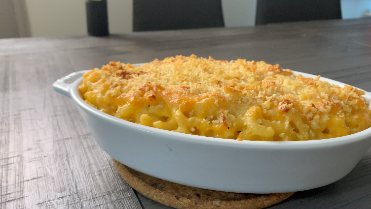 Creamy Baked Mac and Cheese Recipe