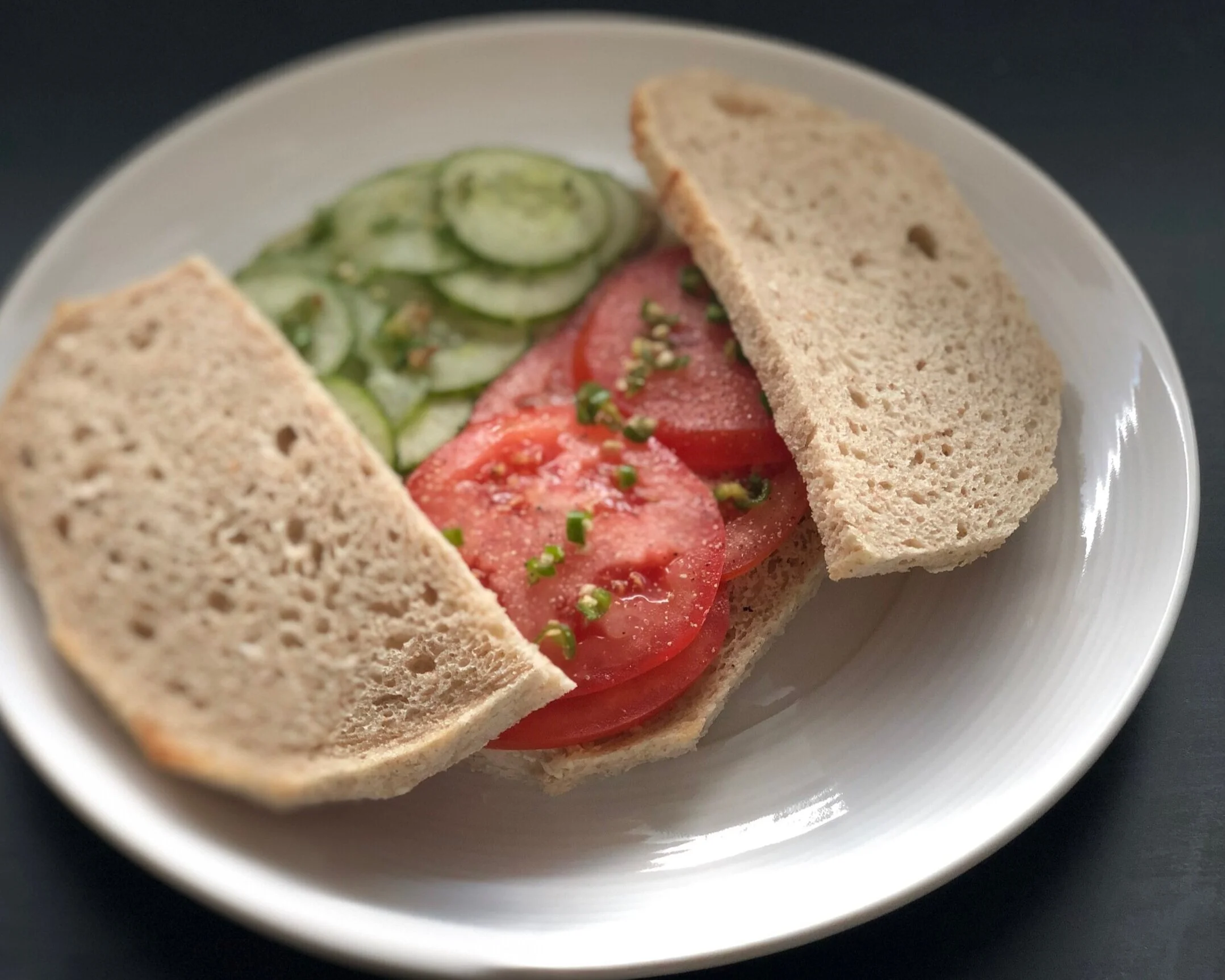 Cucumber & Tomato Sandwiches w/ Cream Cheese Easy Cucumber Sandwich