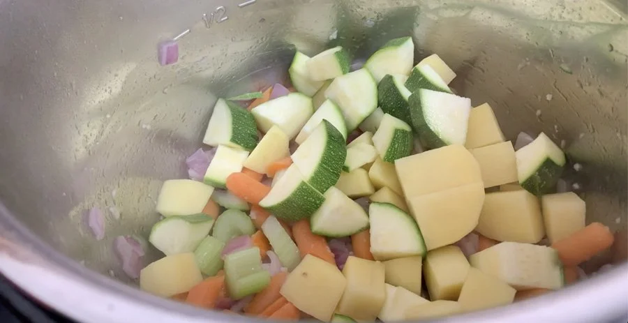 Screen Shot 2022-06-03 at 9.06.18 AM.jpg