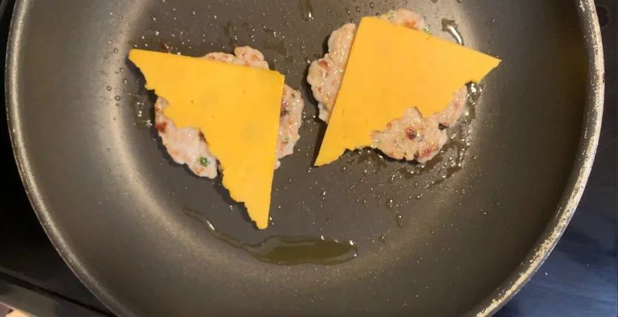 Screen Shot 2022-10-14 at 6.33.32 AM.jpg