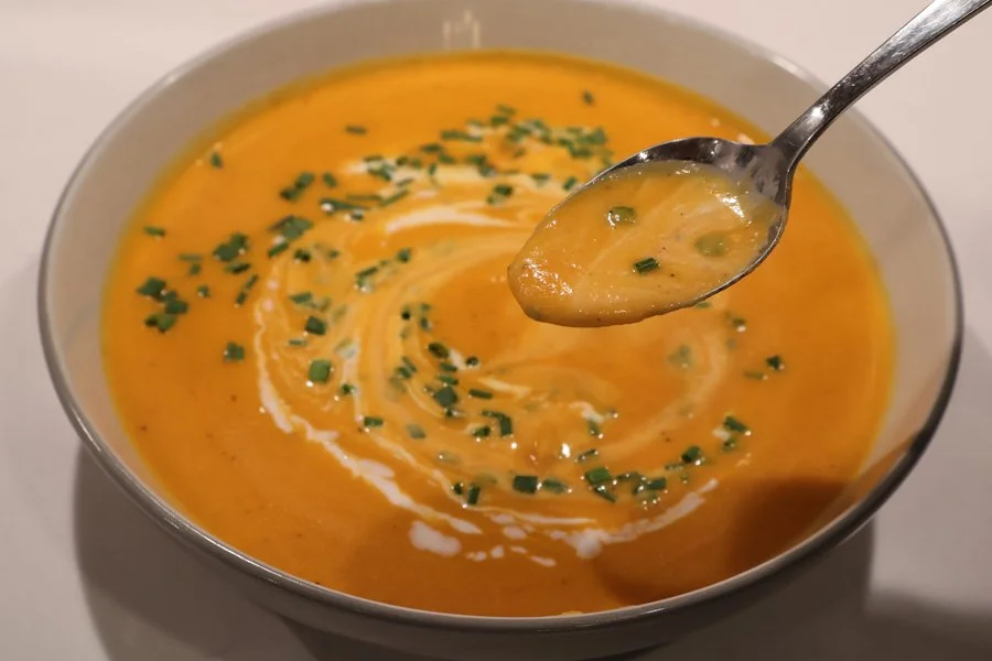 carrot and ginger soup picture