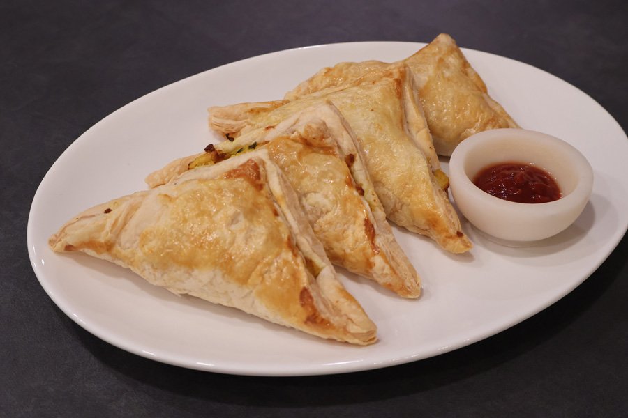 photo of air fryer aloo puff patty