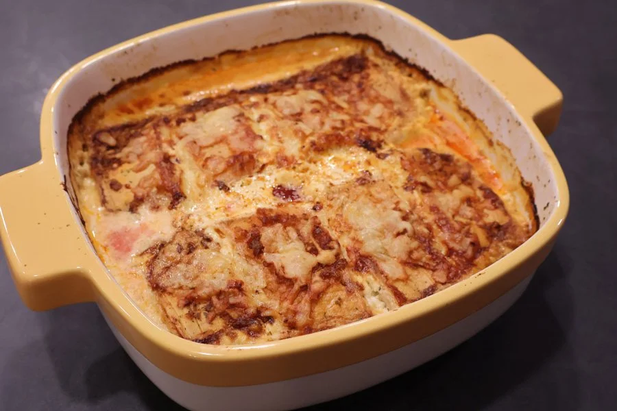 croatian strukli in a casserole