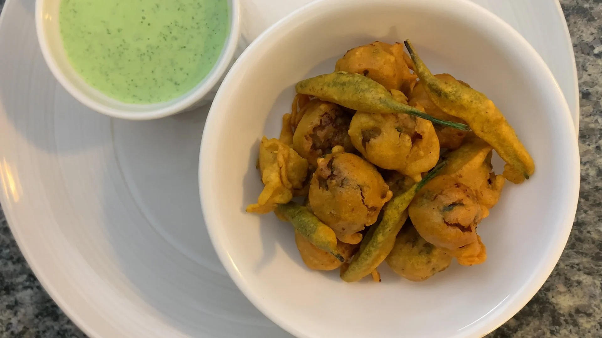 indian chicken pakoras