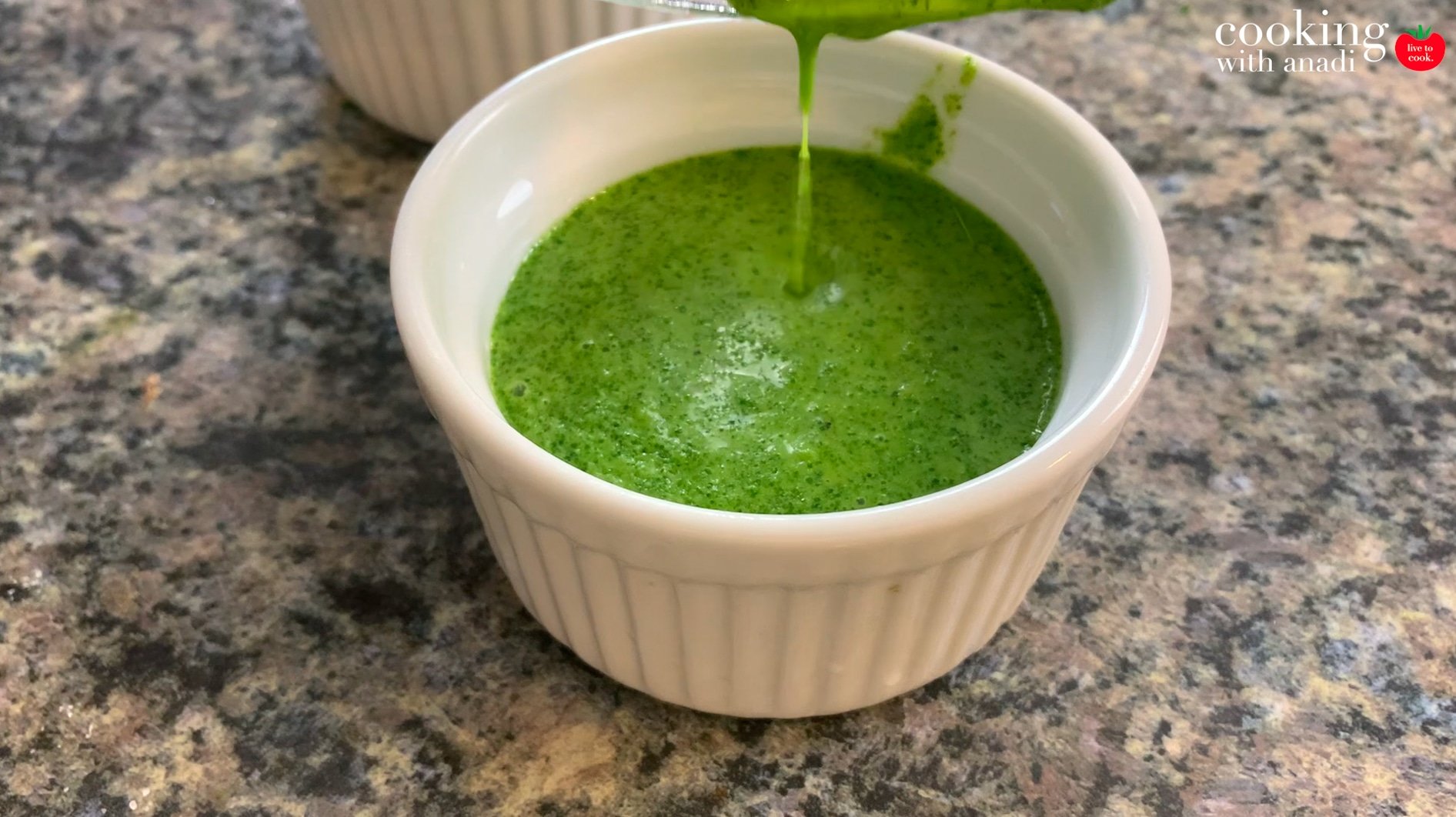 serving restaurant-style cilantro mint chutney