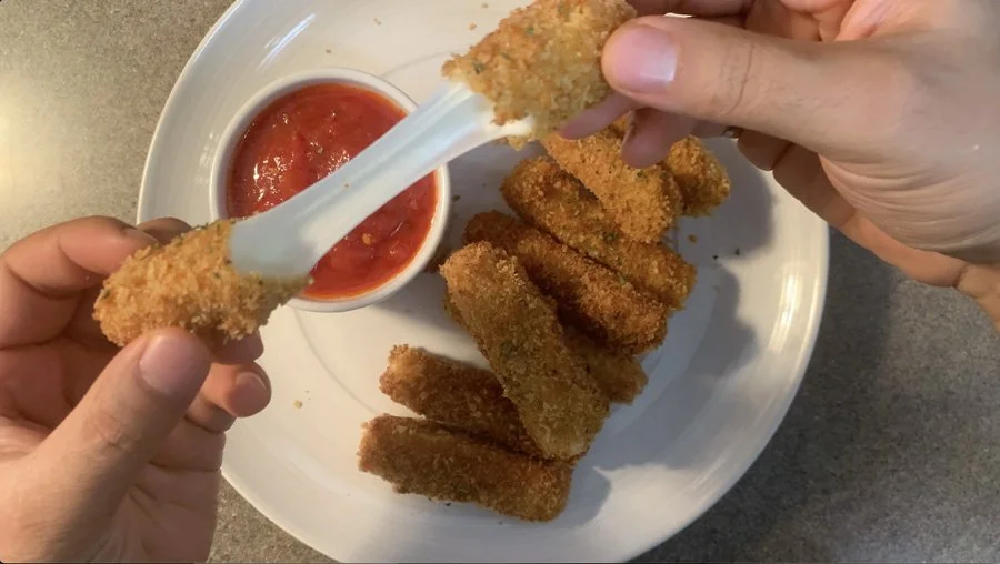 fried mozzarella sticks