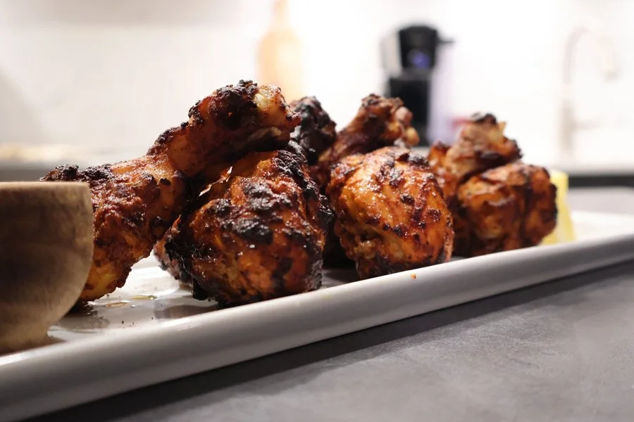 plate of air fryer tandoori chicken wigs