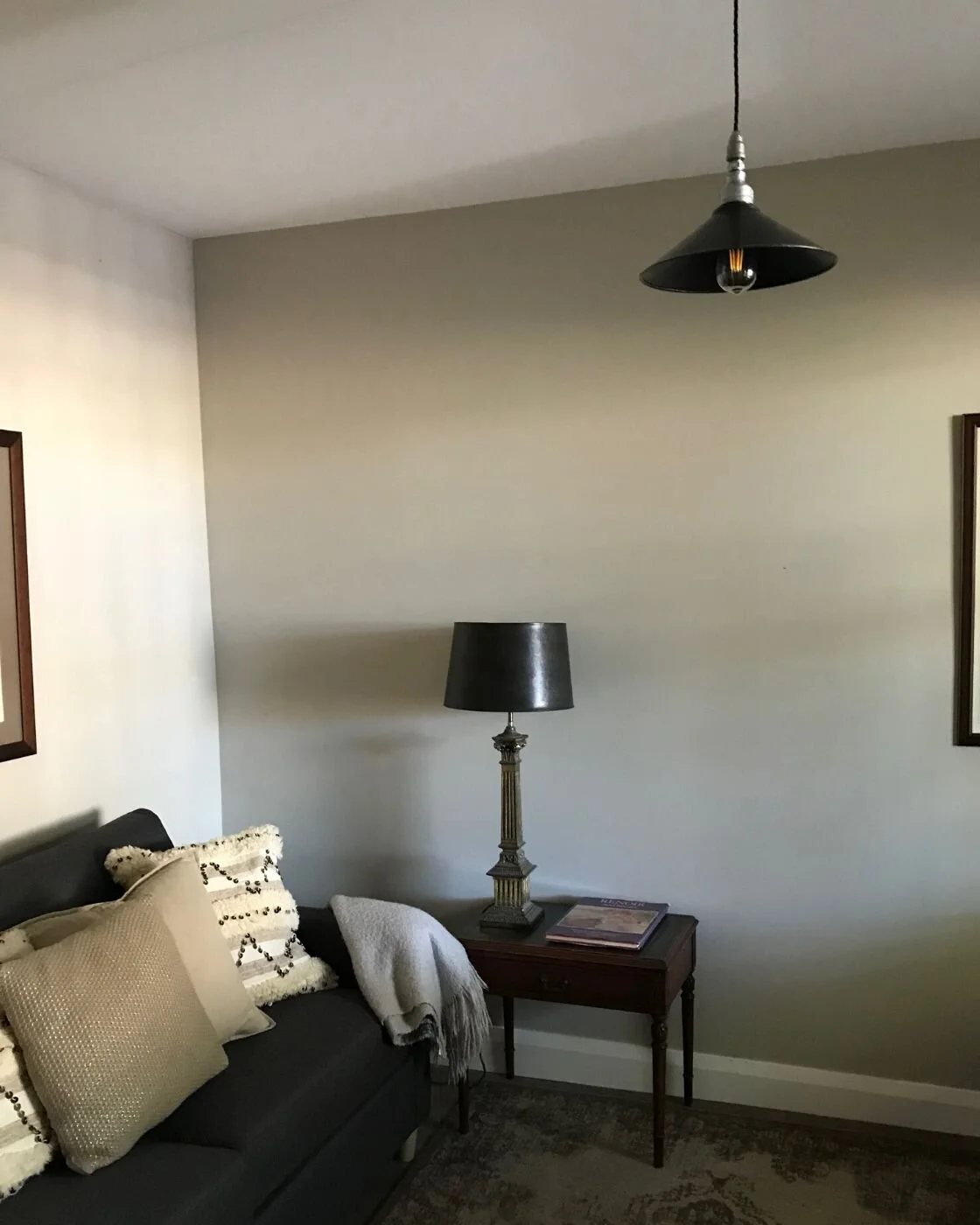 Lounge Room Pendant Light - Inner Loop Electrical.jpg