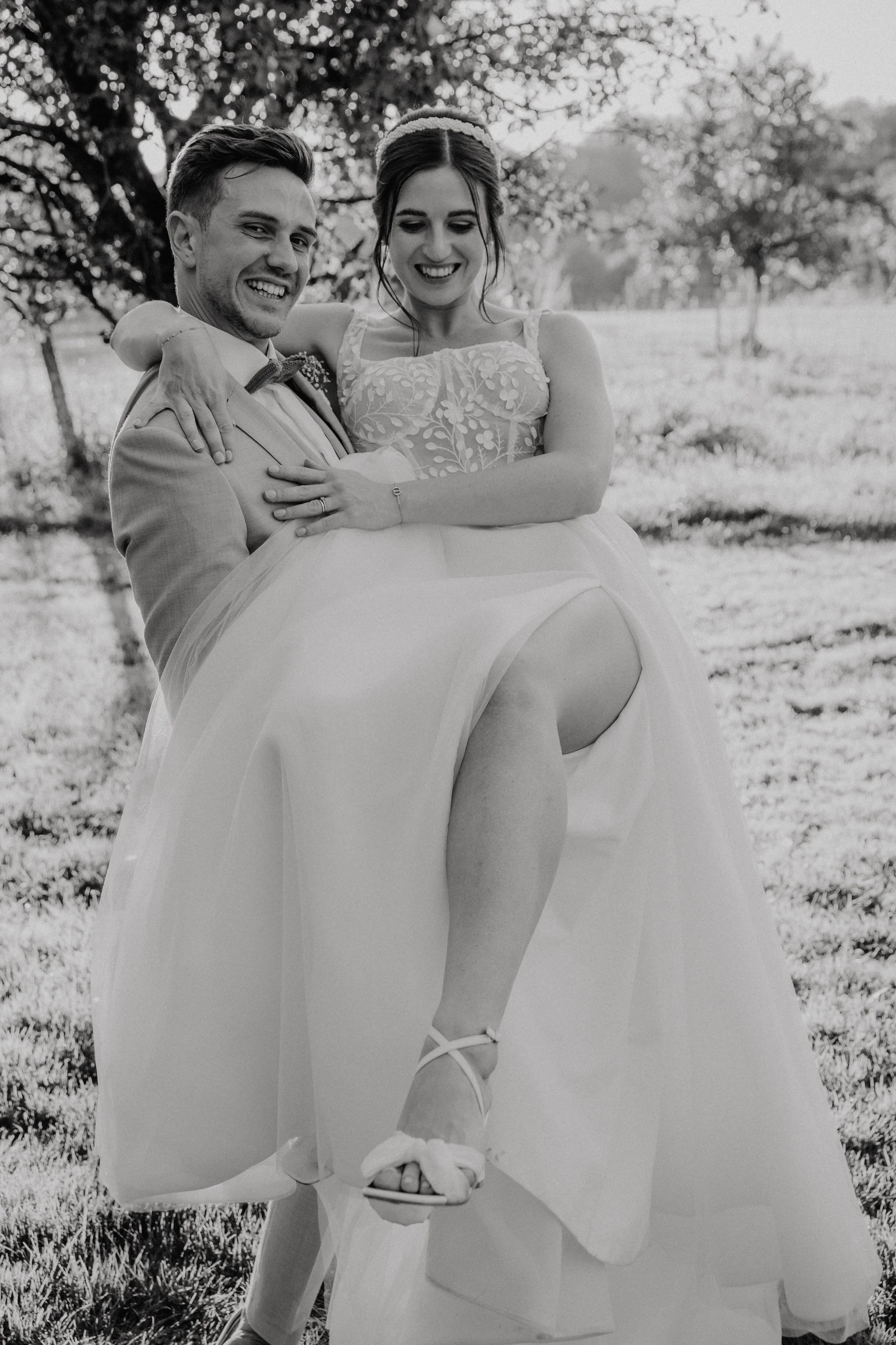 Karlingberger Gut Hochzeit Oberösterreich Brautpaar Liebe Braut Bräutigam Sunsetshooting