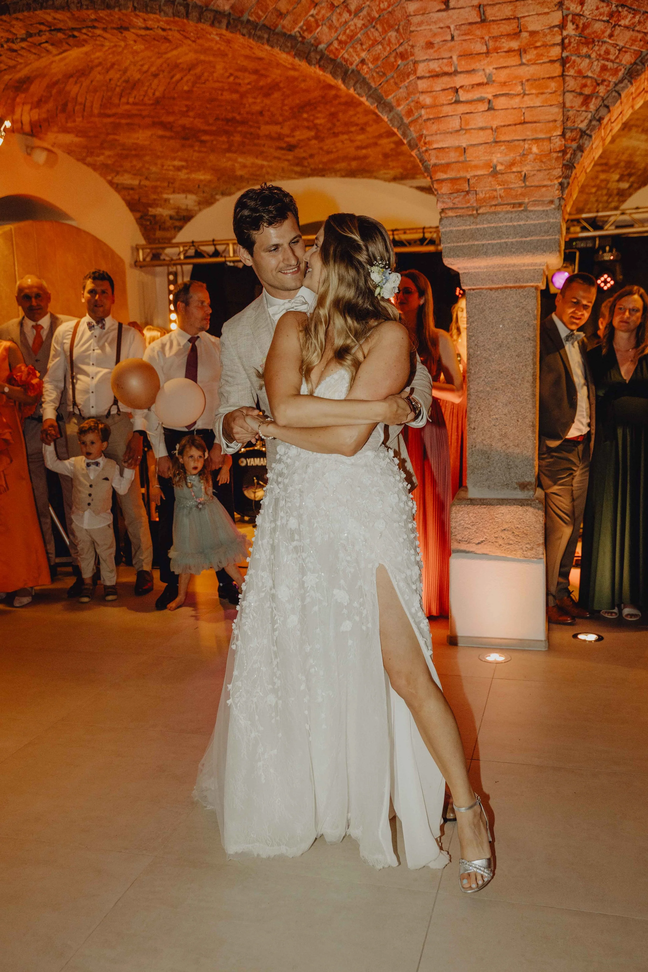 Hochzeit Oberbauerngut Leonding Oberösterreich Agape Absperren Leonding Linz Hochzeitsfotografie