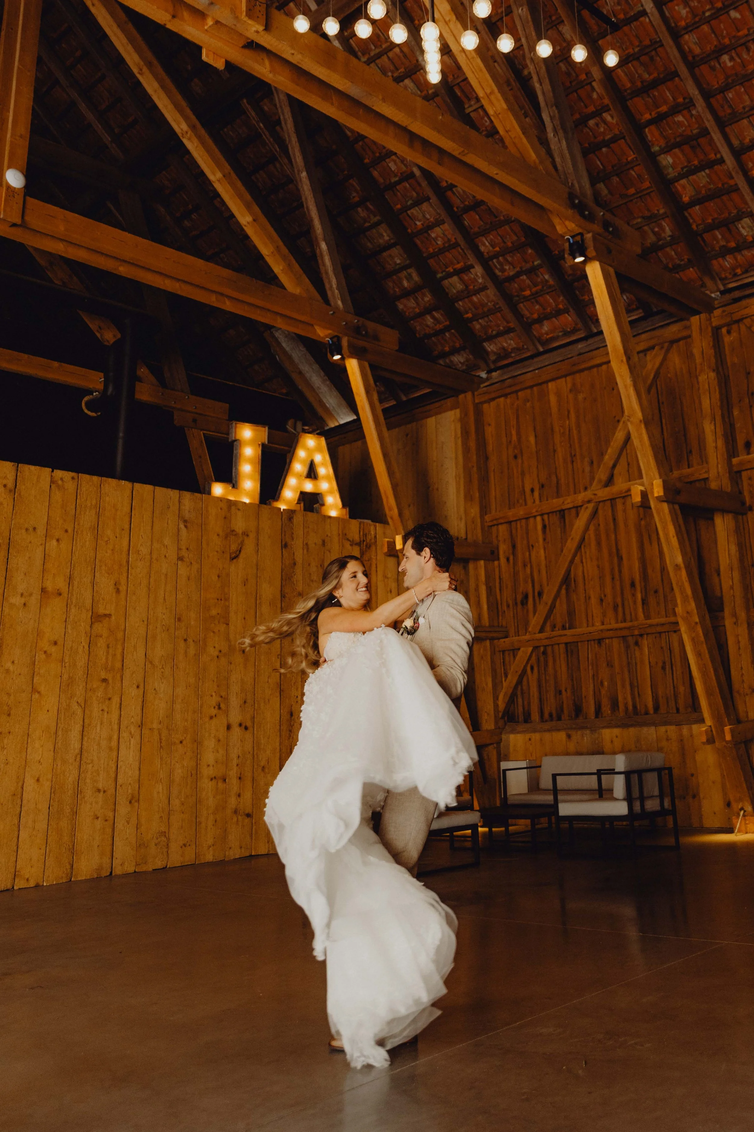 Hochzeit First Look Paarshooting Leonding Linz Oberbauerngut Oberösterreich