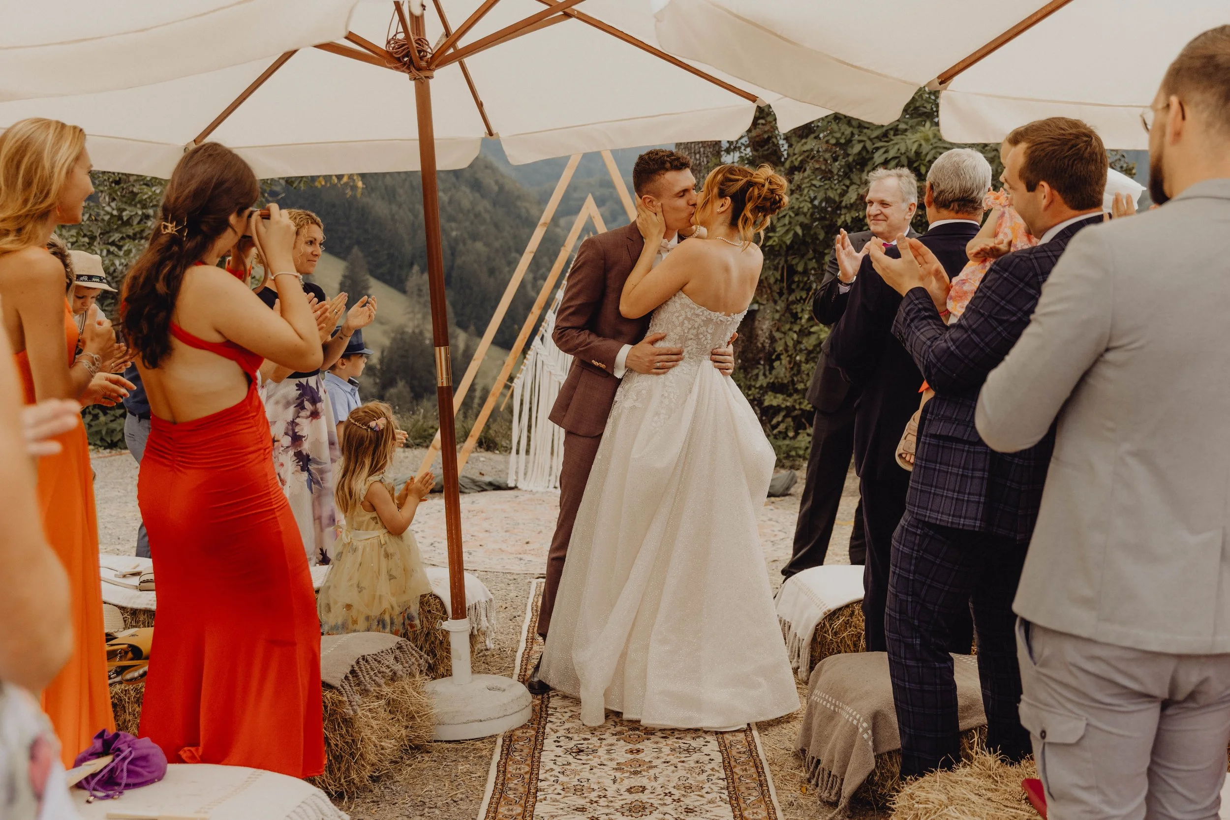 Hochzeit Laussa Oberösterreich Heiraten Fotograf die kleine fotografin Auszeithof Erdelement Boho Alternativ Natur