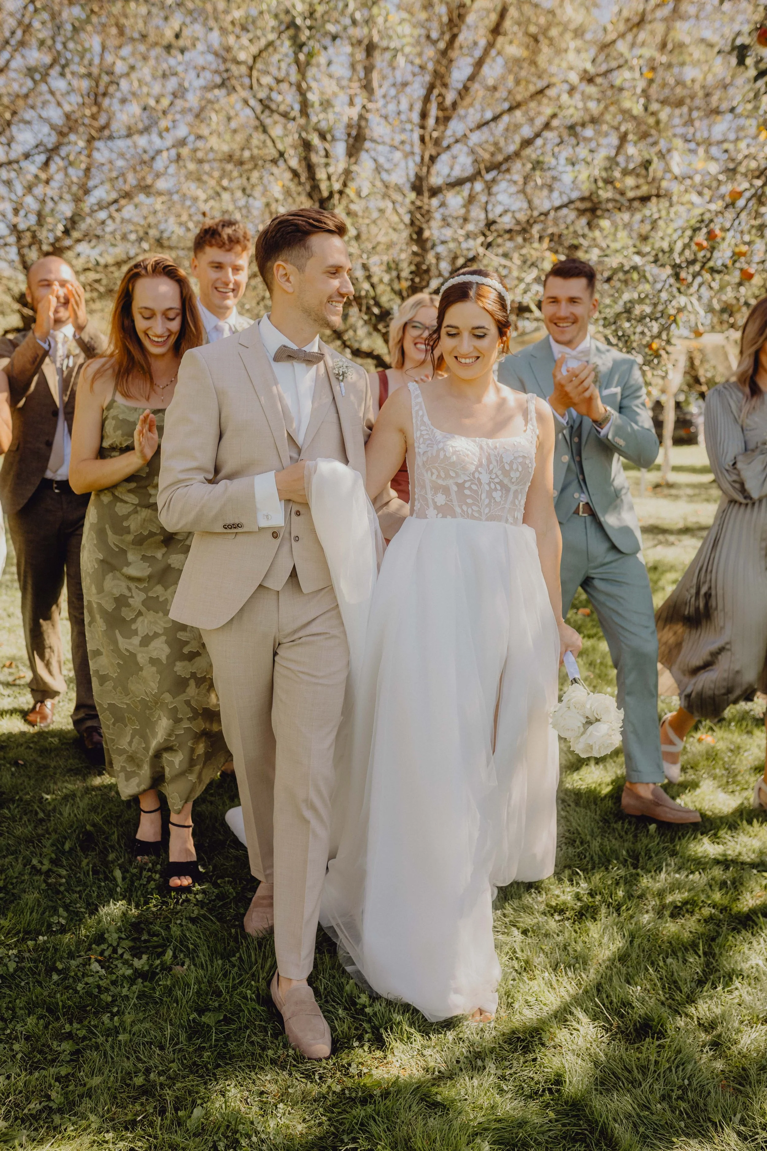 Karlingberger Gut Hochzeit Oberösterreich Brautpaar Liebe Braut Bräutigam Location Floristik Paarshooting