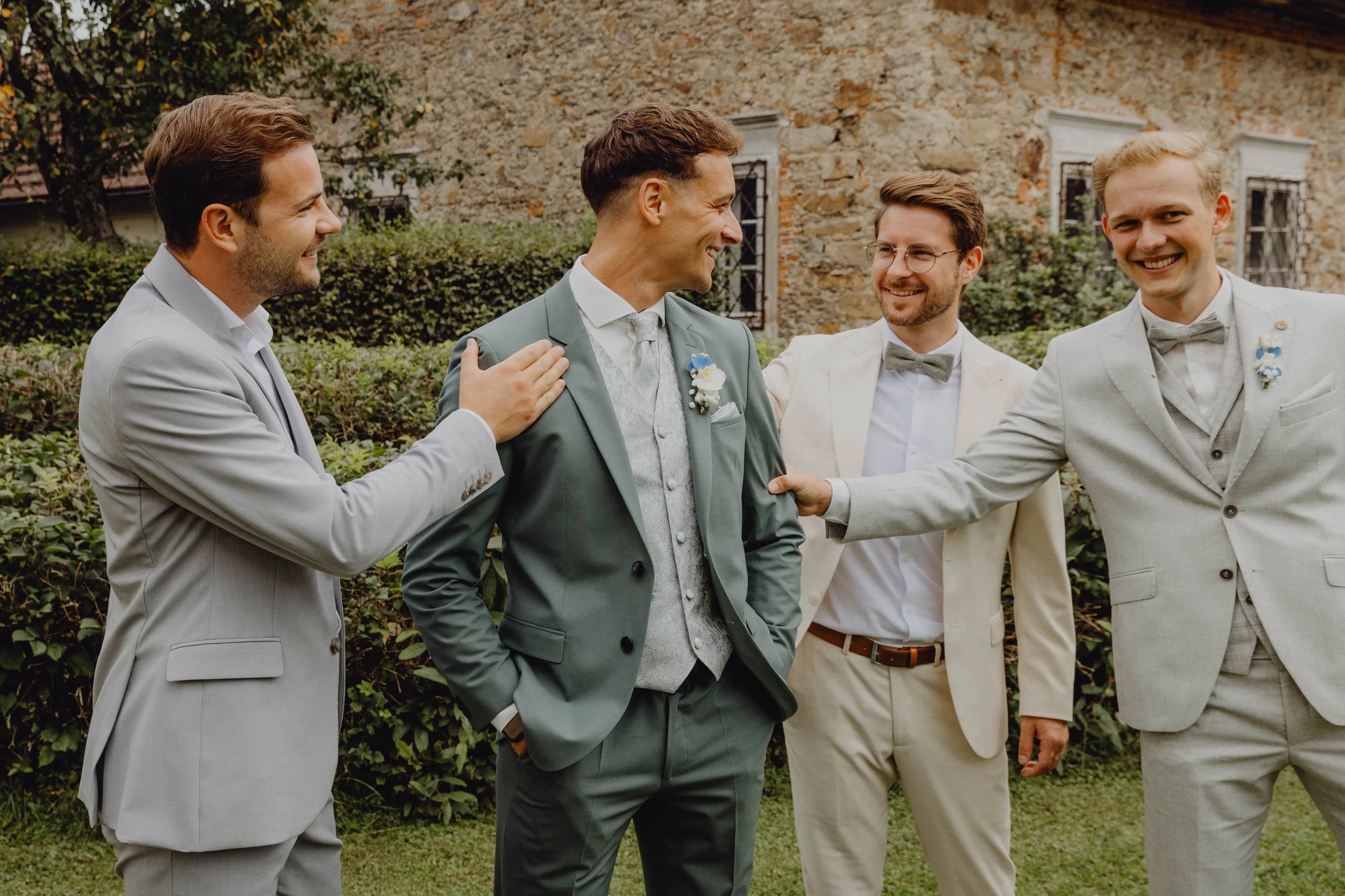 Oberösterreich Hochzeit Schloss Altenhof Brätigam Braut Brautpaar Brautpaarshooting