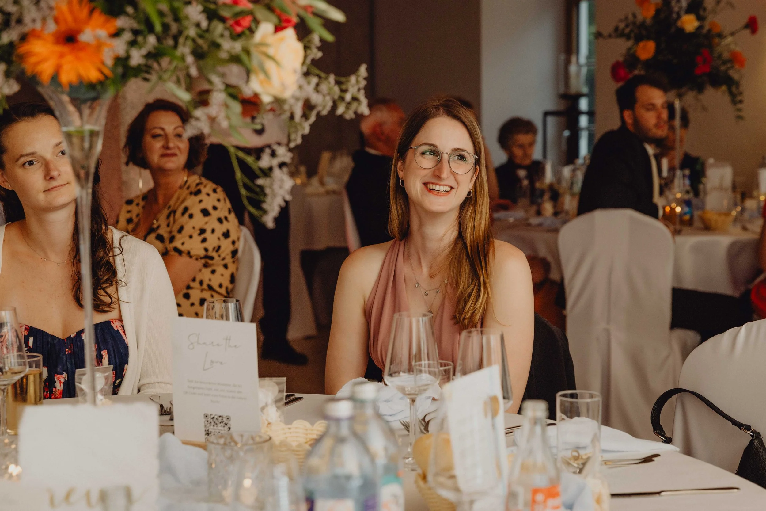 Hochzeit Oberbauerngut Leonding Oberösterreich Agape Absperren Leonding Linz Hochzeitsfotografie