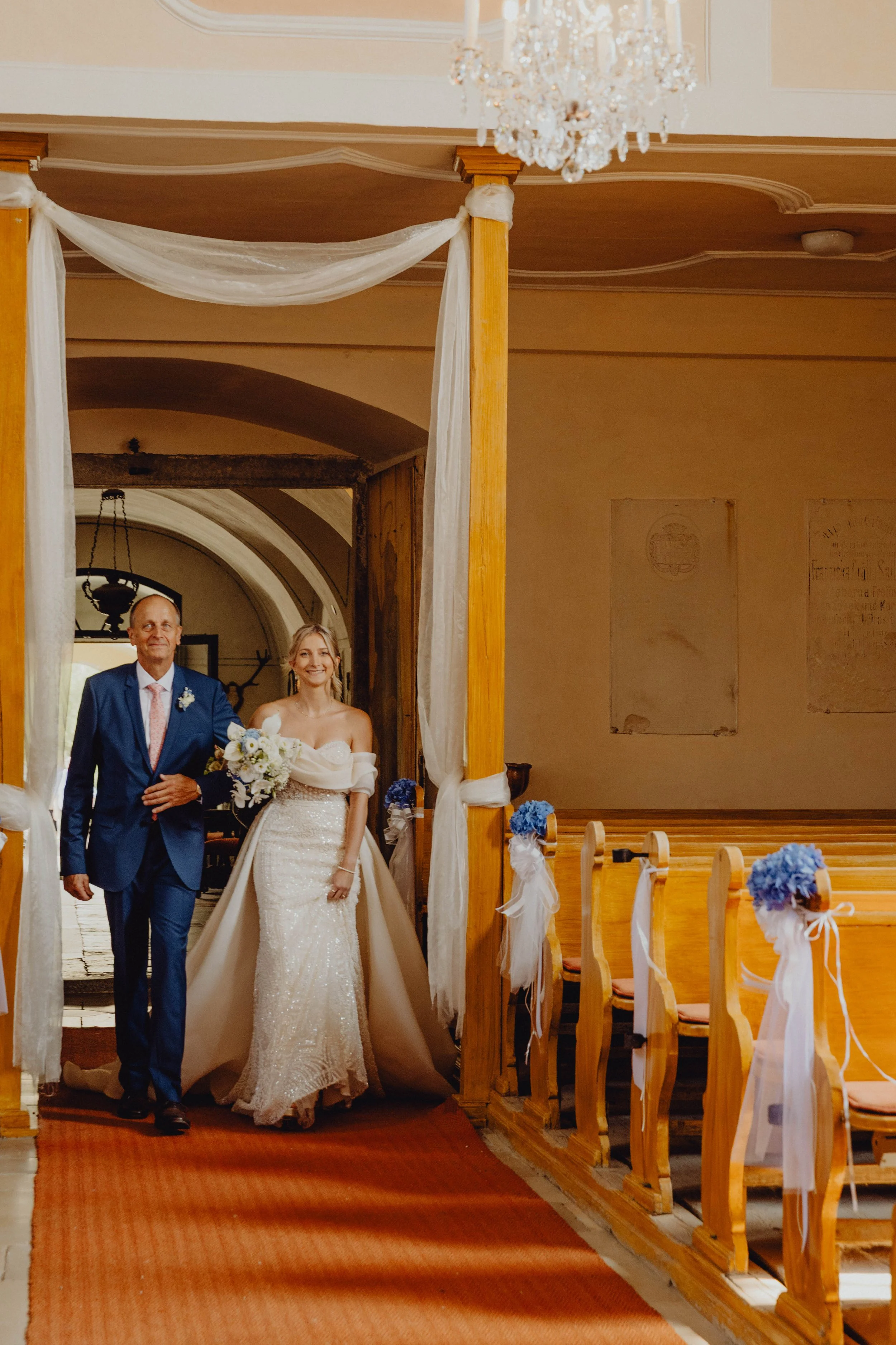 Hochzeit Schloss Altenhof Braut Bräutigam Kirche Kapelle Italy Wedding