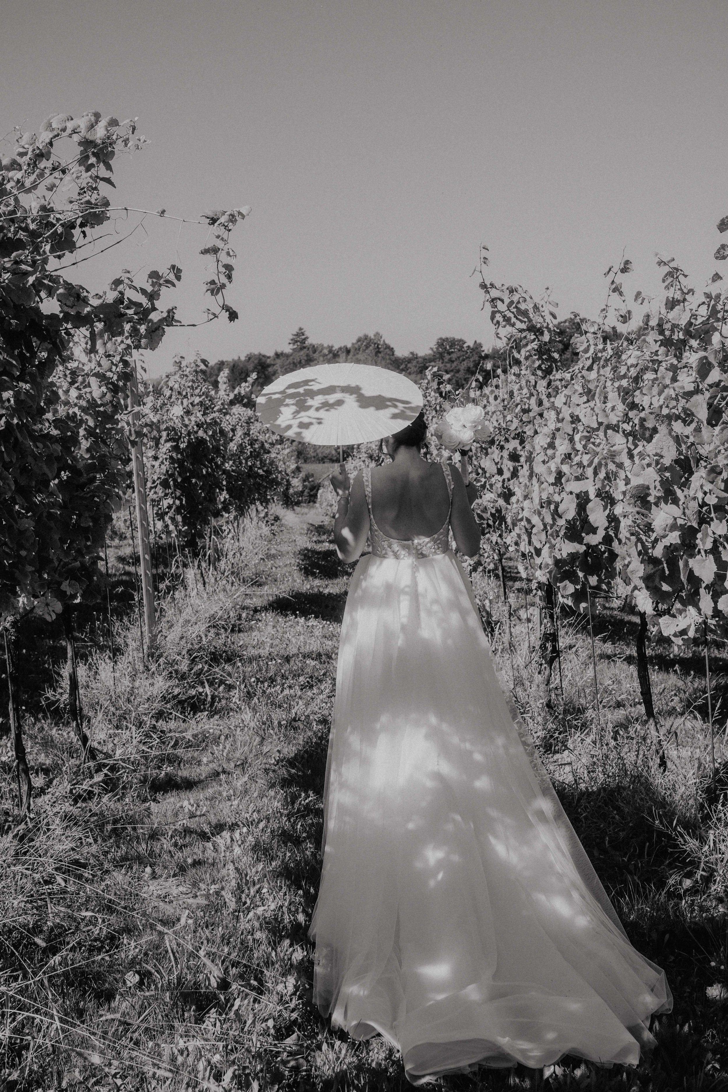 Karlingberger Gut Hochzeit Oberösterreich Brautpaar Liebe Braut Bräutigam Location Floristik Paarshooting