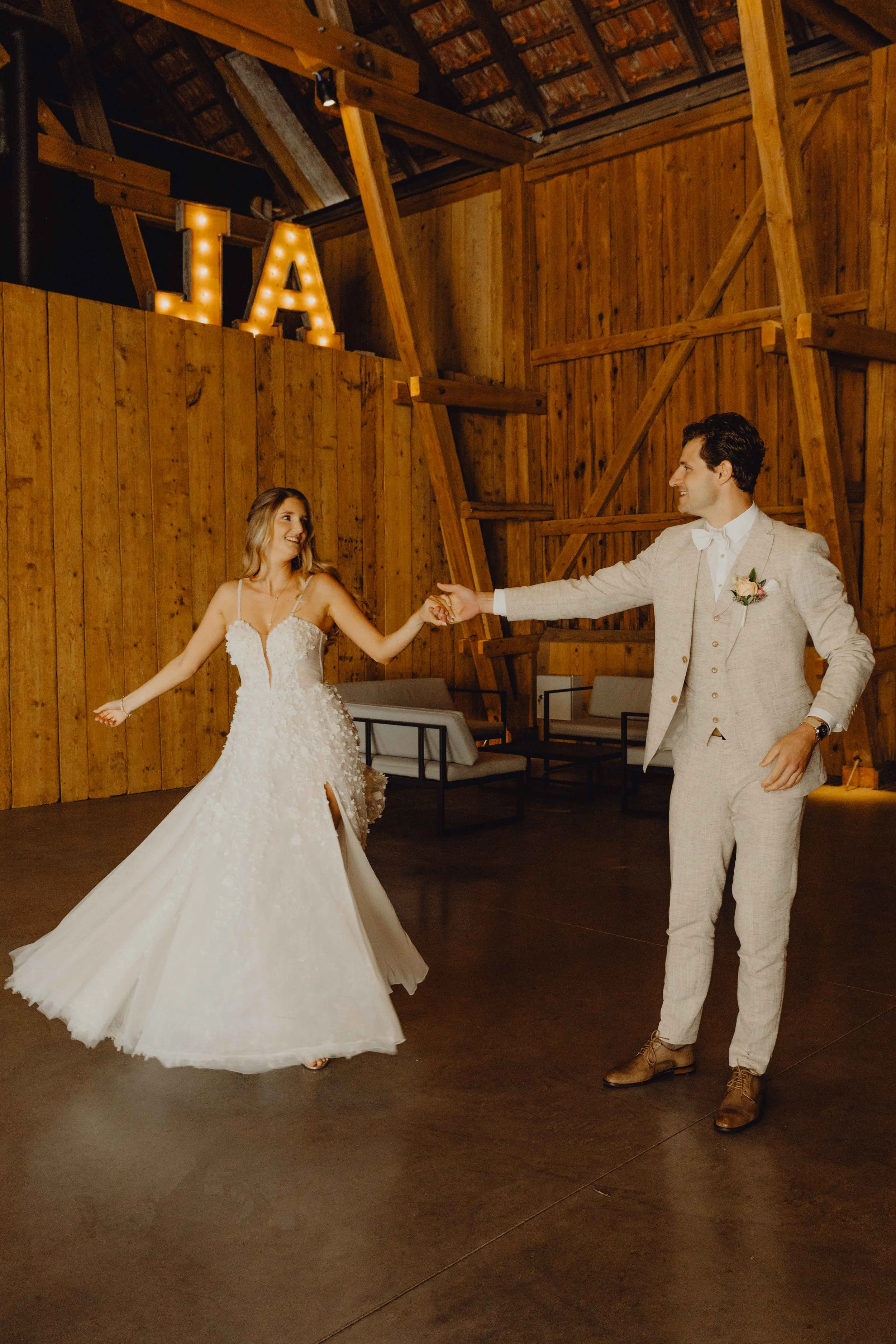 Hochzeit First Look Paarshooting Leonding Linz Oberbauerngut Oberösterreich