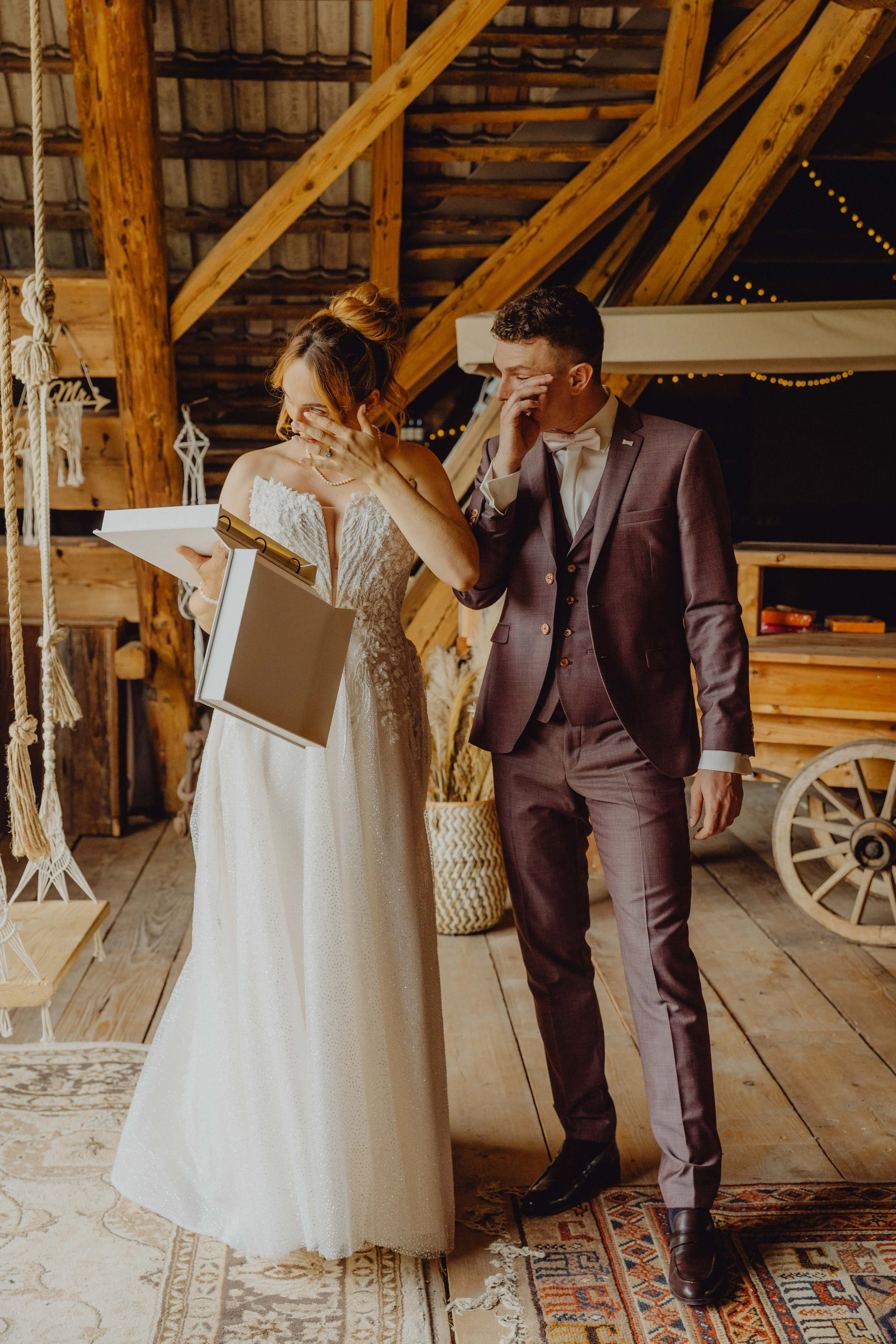 Hochzeit Laussa Oberösterreich Heiraten Fotograf die kleine fotografin Auszeithof Erdelement Boho Alternativ Natur