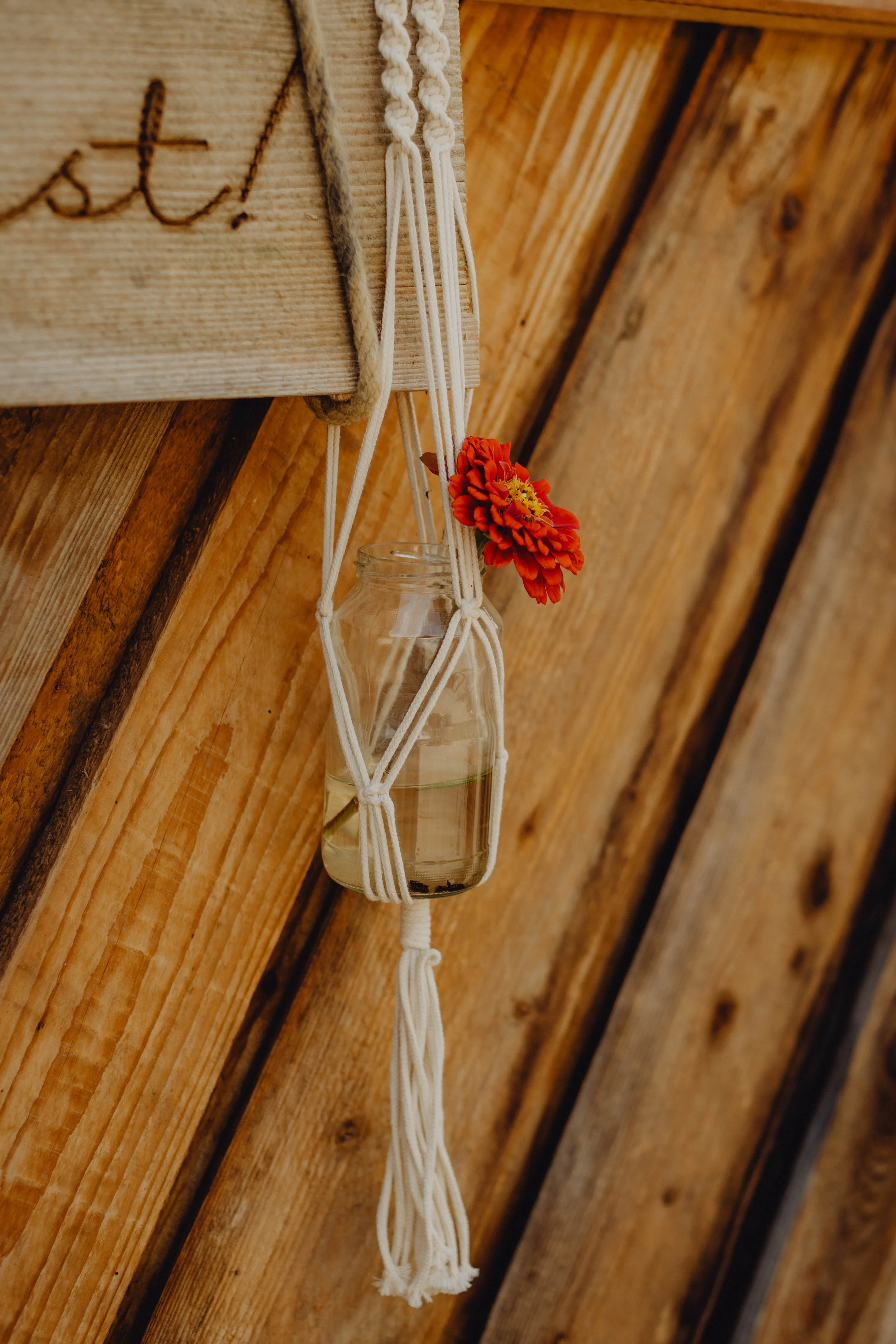 Hochzeit Laussa Oberösterreich Heiraten Fotograf die kleine fotografin Auszeithof Erdelement Boho Alternativ Natur