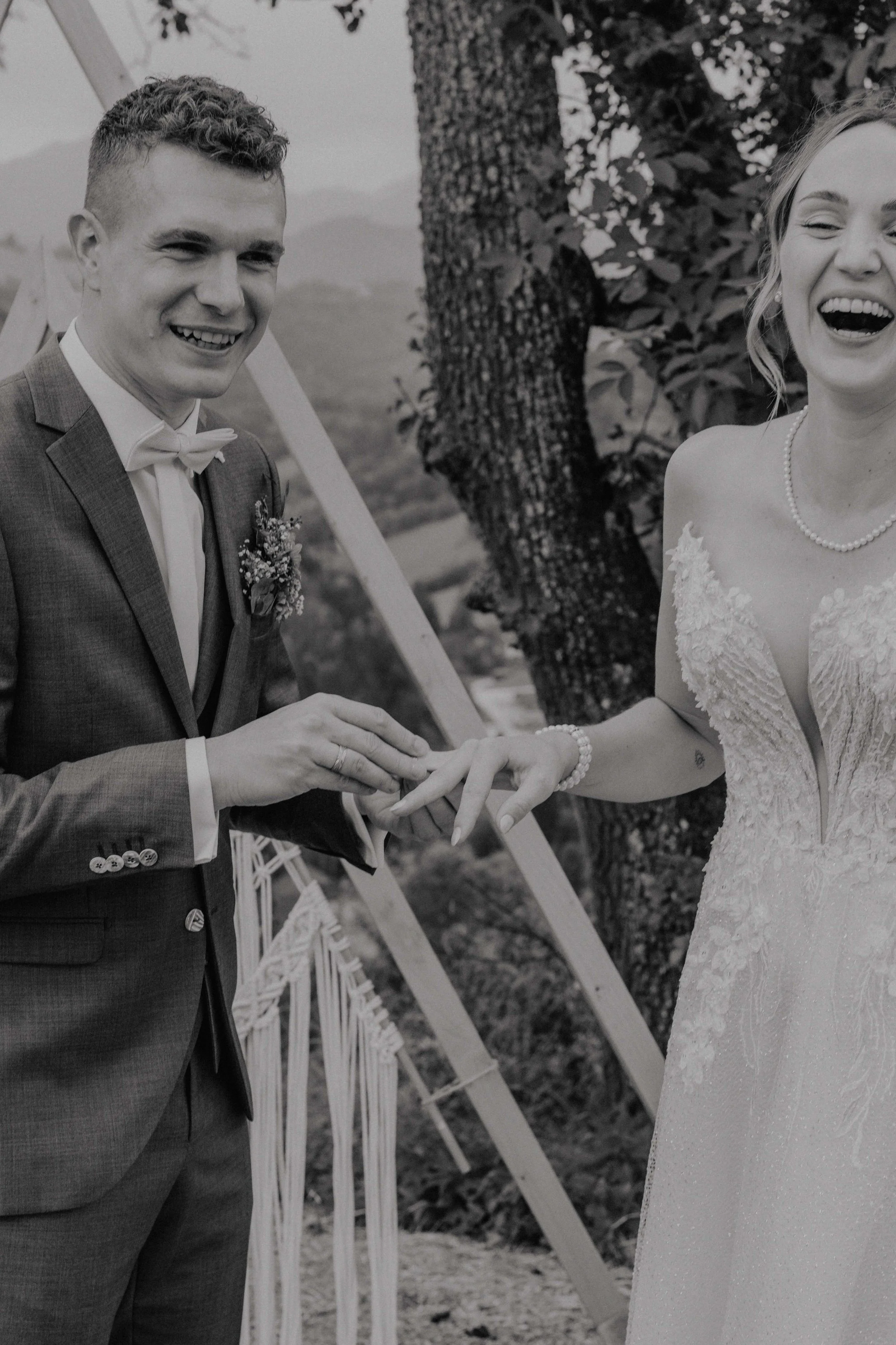 Hochzeit Laussa Oberösterreich Heiraten Fotograf die kleine fotografin Auszeithof Erdelement Boho Alternativ Natur