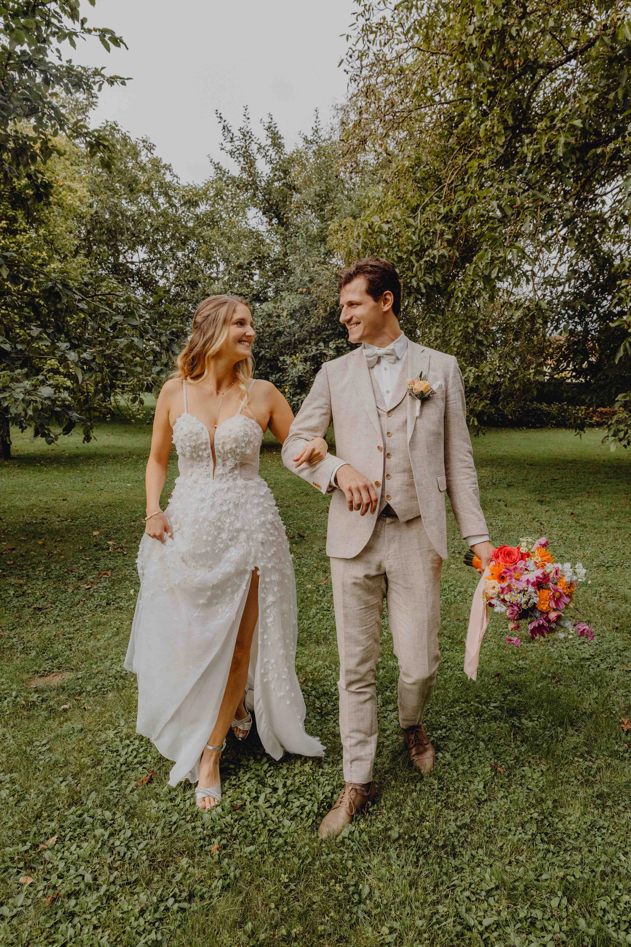 Hochzeit Brautpaarshooting Oberösterreich Oberbauern Gut Linz Leonding Braut