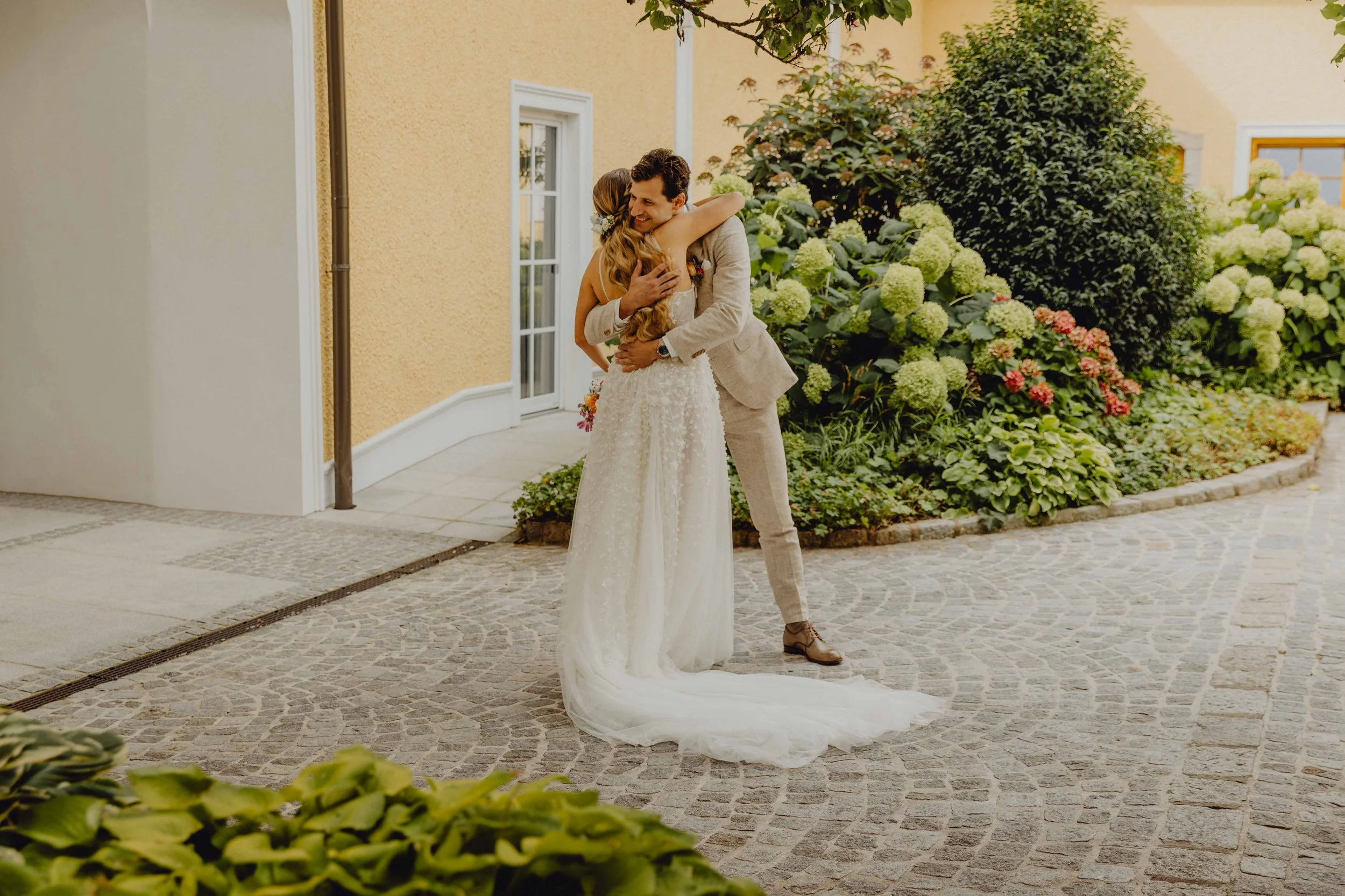 Hochzeit First Look Paarshooting Leonding Linz Oberbauerngut Oberösterreich