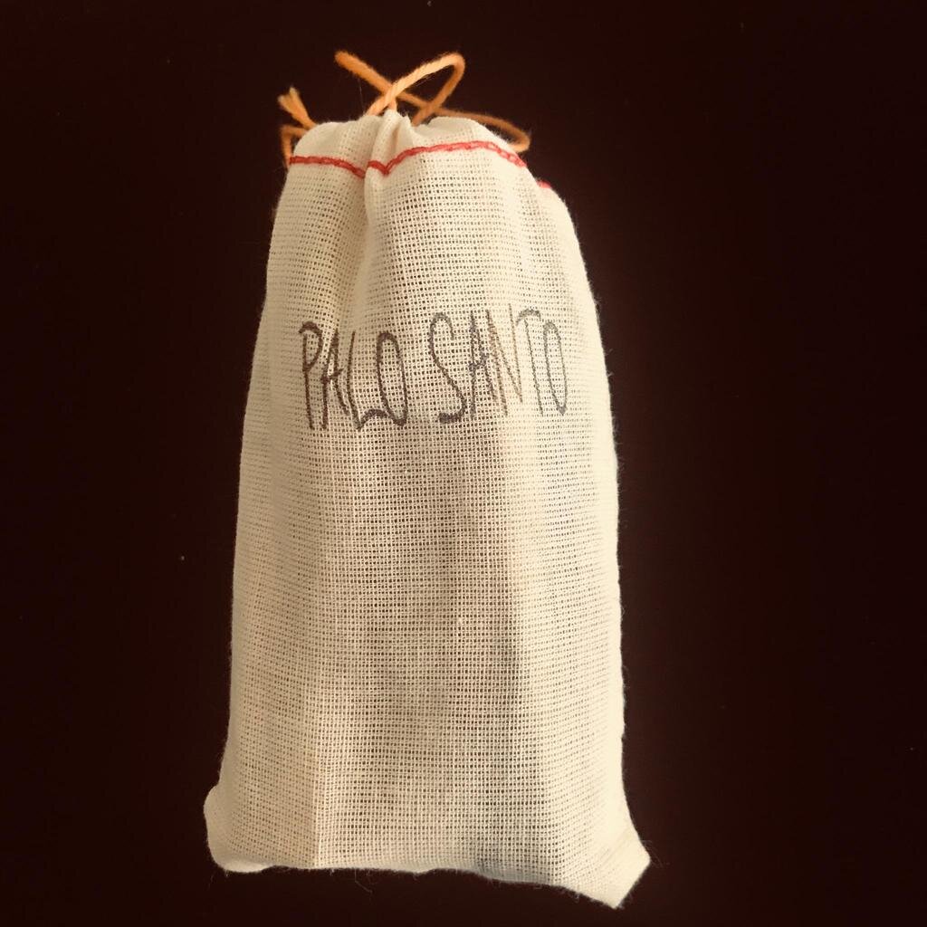 palosanto1.jpg