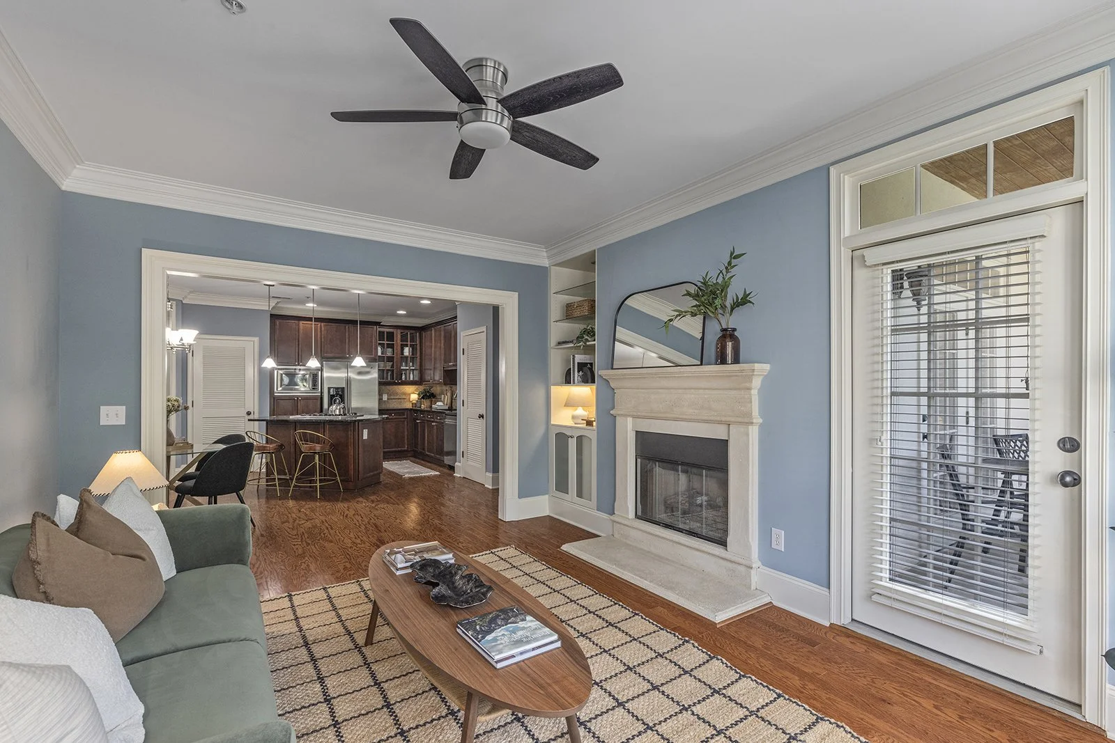 825HighlandLnNE#1216-1823-WEB-015.jpg