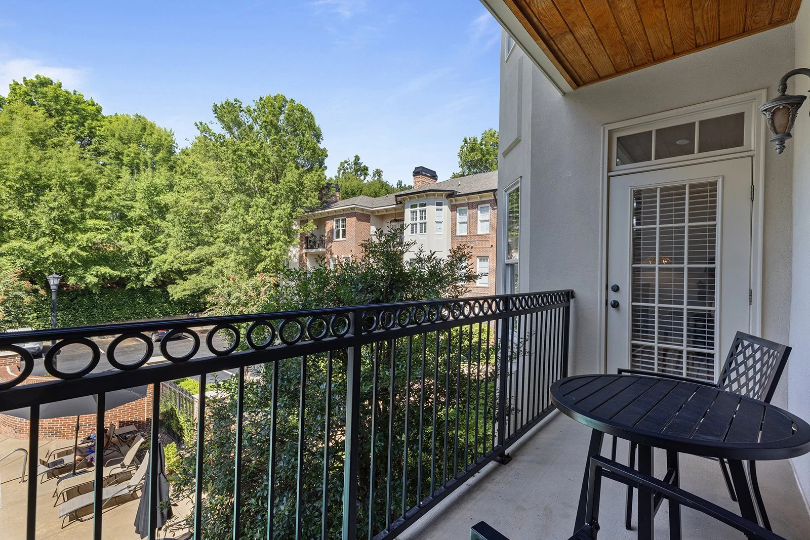 825HighlandLnNE#1216-1823-WEB-018.jpg