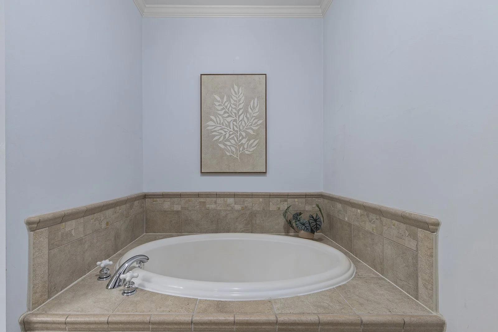 825HighlandLnNE#1216-1823-WEB-022.jpg