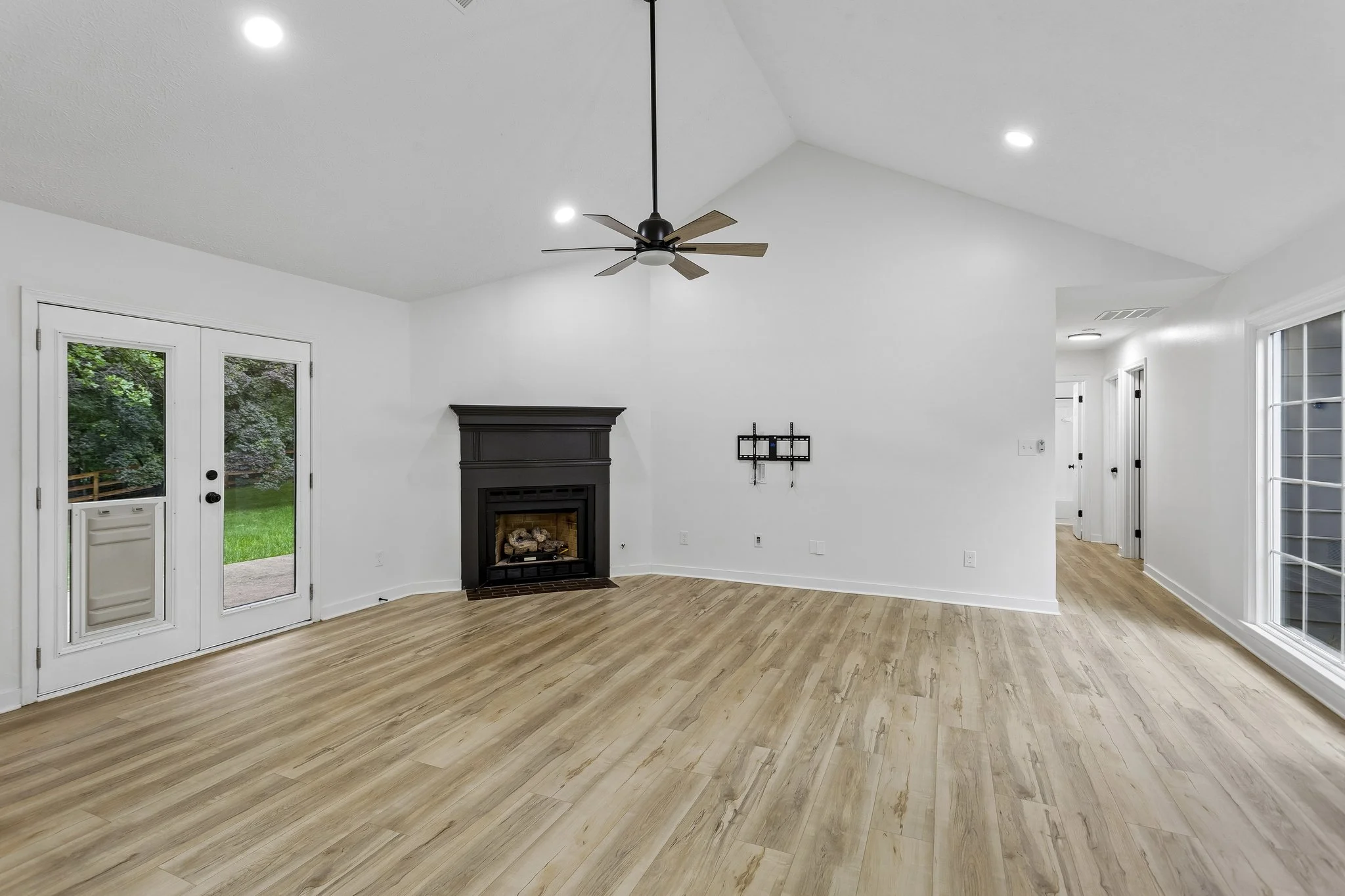 2030 Arbor Forest Dr_046.jpg