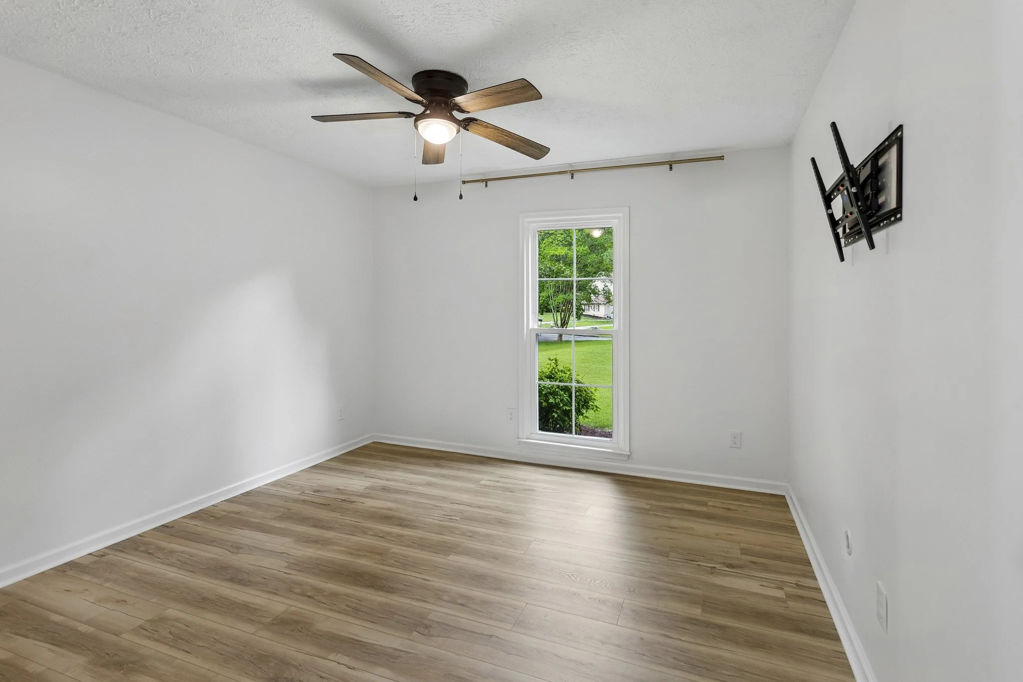 2030 Arbor Forest Dr_106.jpg