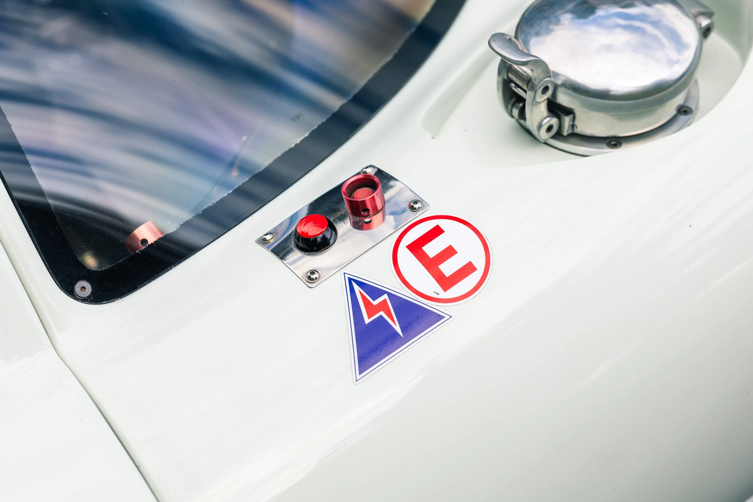 Lola T70 Details-1.jpg