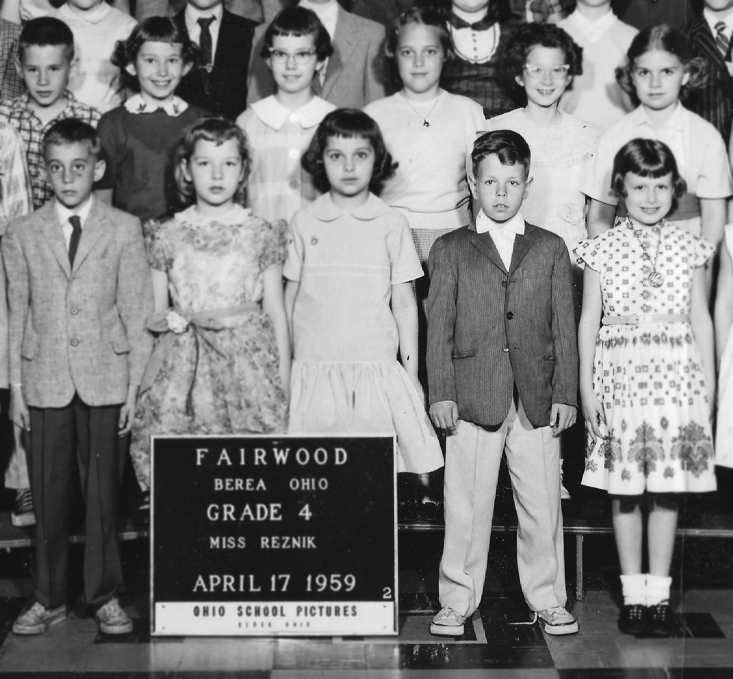 A5-ClassPhoto-4thGrade.jpg