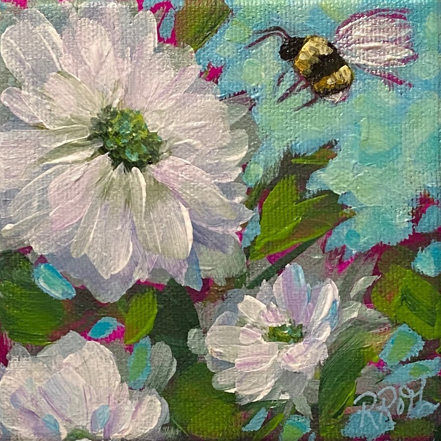 New little bee just dropped off to @argyle_fine_art today&hellip;she&rsquo;s even got iridescent wings! &ldquo;Bee Free&rdquo;, 4x4&rdquo; canvas with white float frame.
😊🌸

#beesandblooms #beeartwork #beesrock #florals #flowersandbees🐝 #originalf