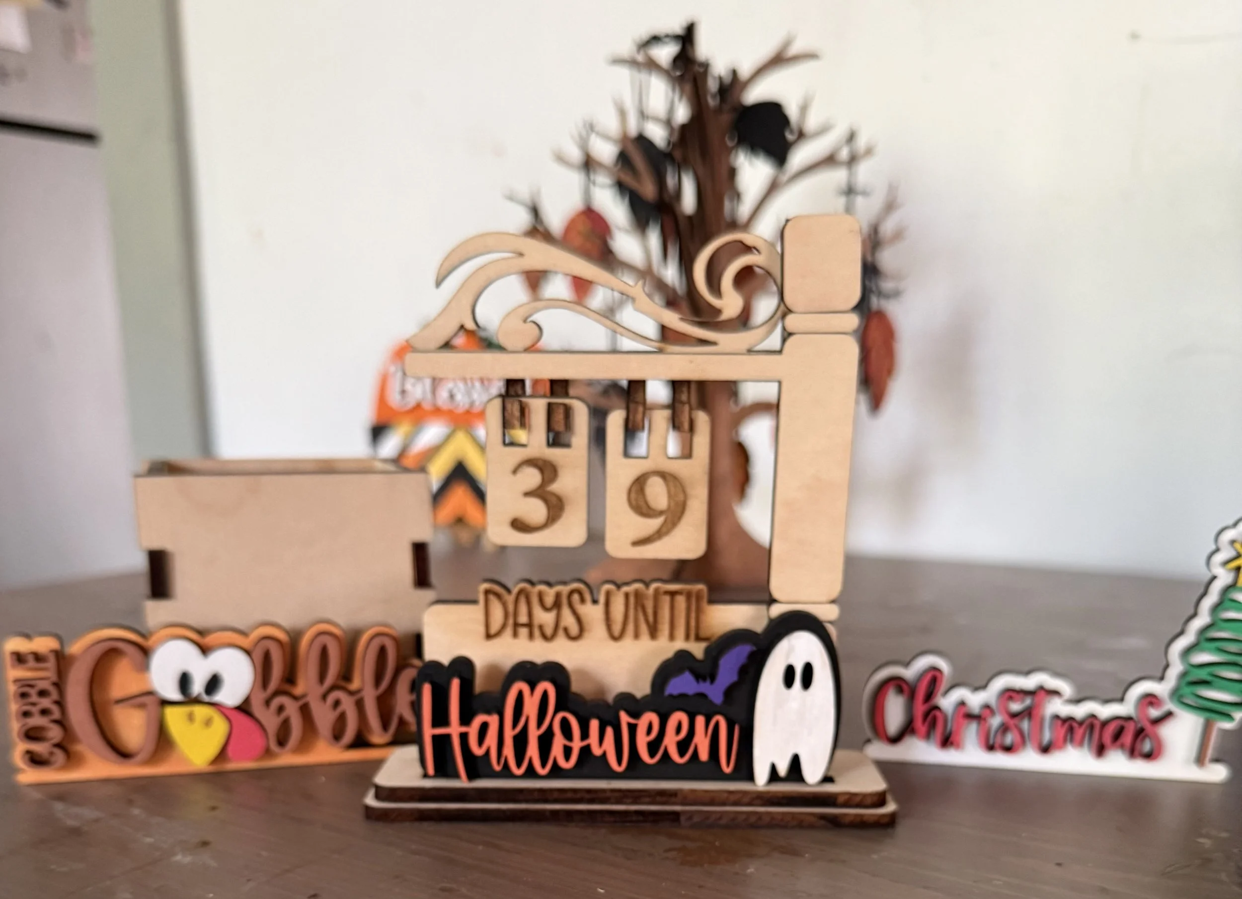 Interchangeable Countdown Calendar Shelf Sitter