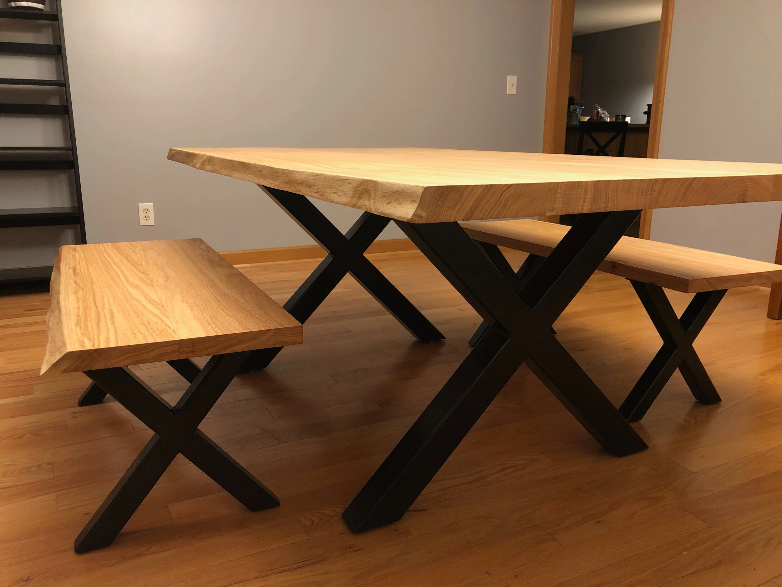 Oak Live Edge Table 1.jpg